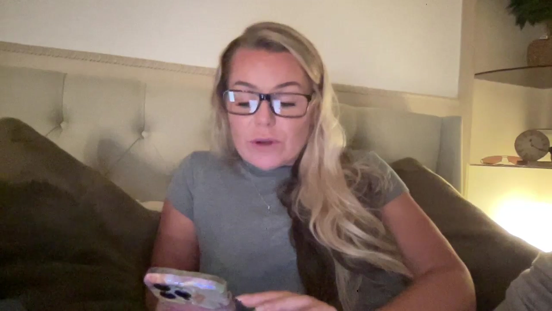 Gallery image thumbnail from LarasDen's myfreecams stream on, 07/19/2025, 22:51 image 16 of 20