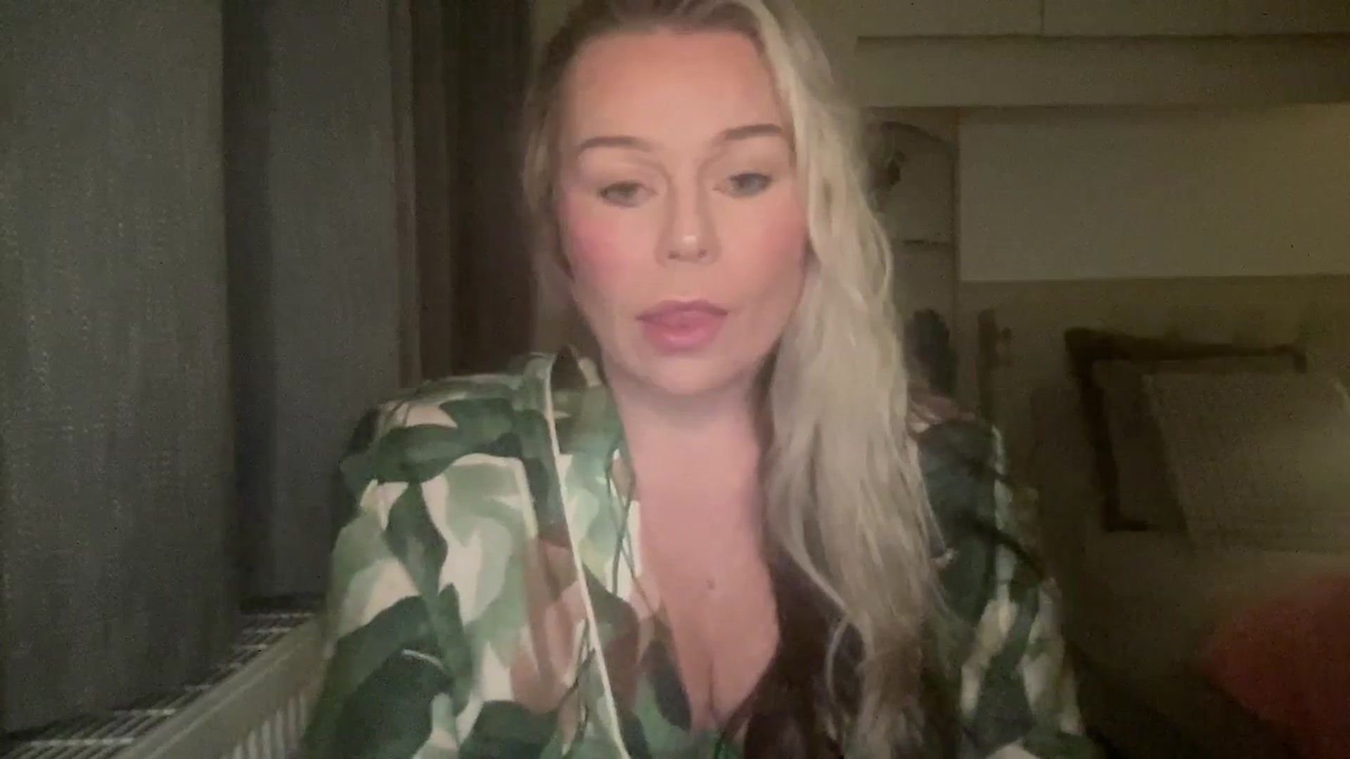 Gallery image thumbnail from LarasDen's myfreecams stream on, 11/17/2025, 19:40 image 10 of 20