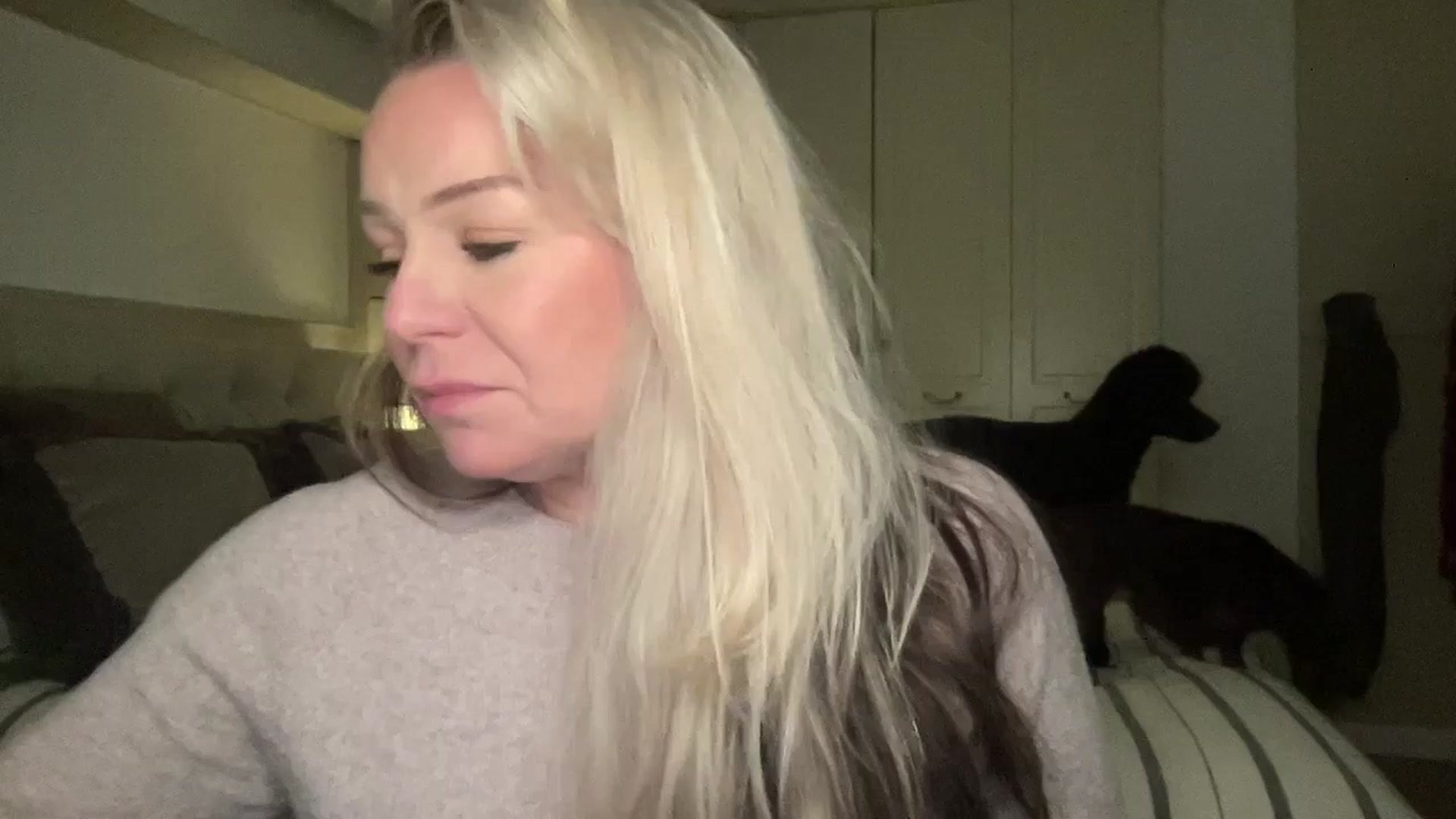 Gallery image thumbnail from LarasDen's myfreecams stream on, 11/26/2025, 19:40 image 3 of 20