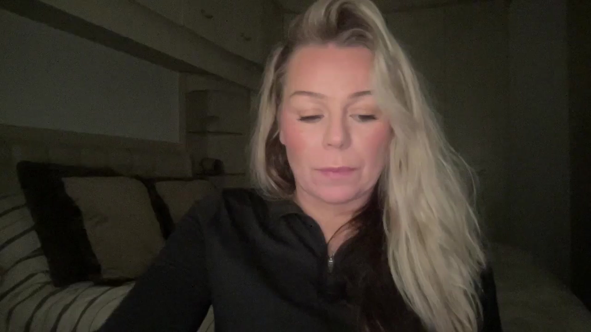 Gallery image thumbnail from LarasDen's myfreecams stream on, 12/01/2025, 20:13 image 4 of 20