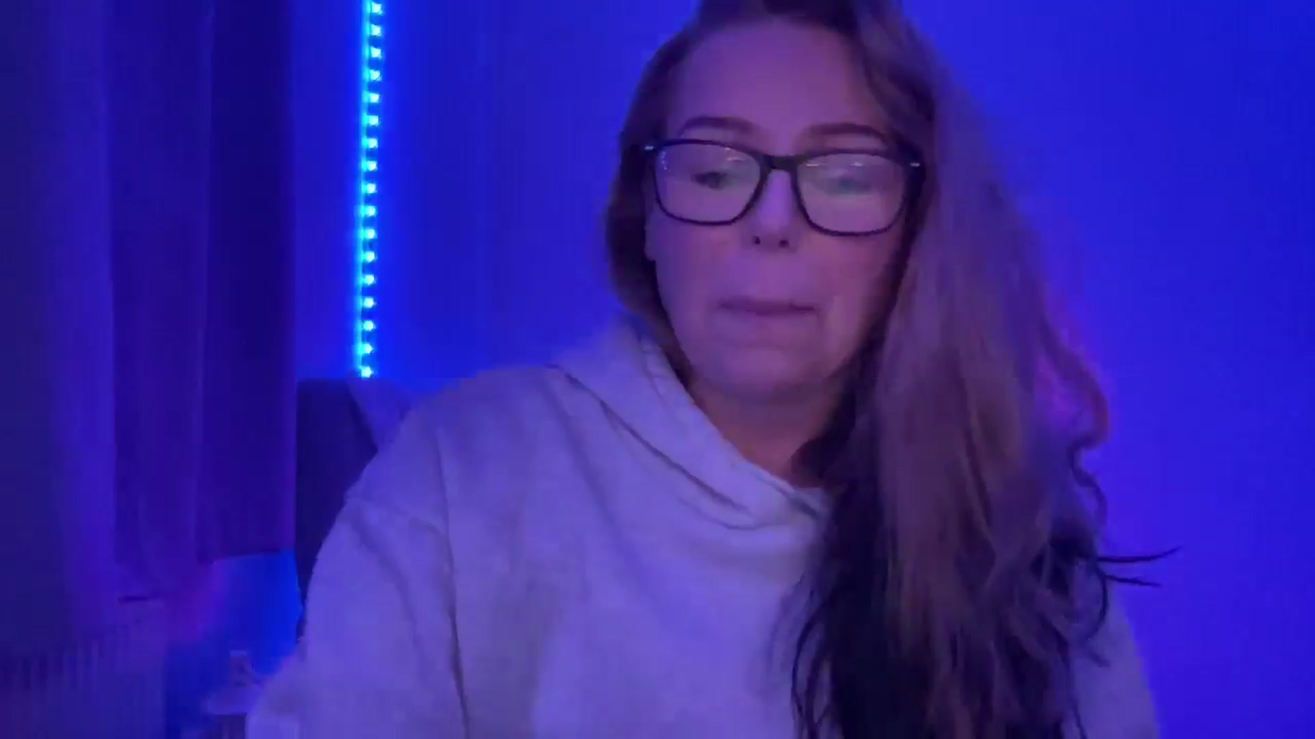 Gallery image thumbnail from LarasDen's myfreecams stream on, 02/10/2026, 19:21 image 8 of 20