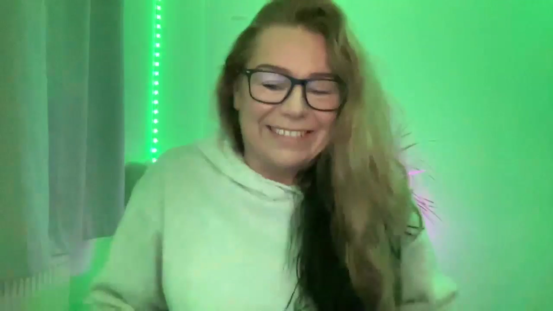 Gallery image thumbnail from LarasDen's myfreecams stream on, 02/10/2026, 19:21 image 6 of 20