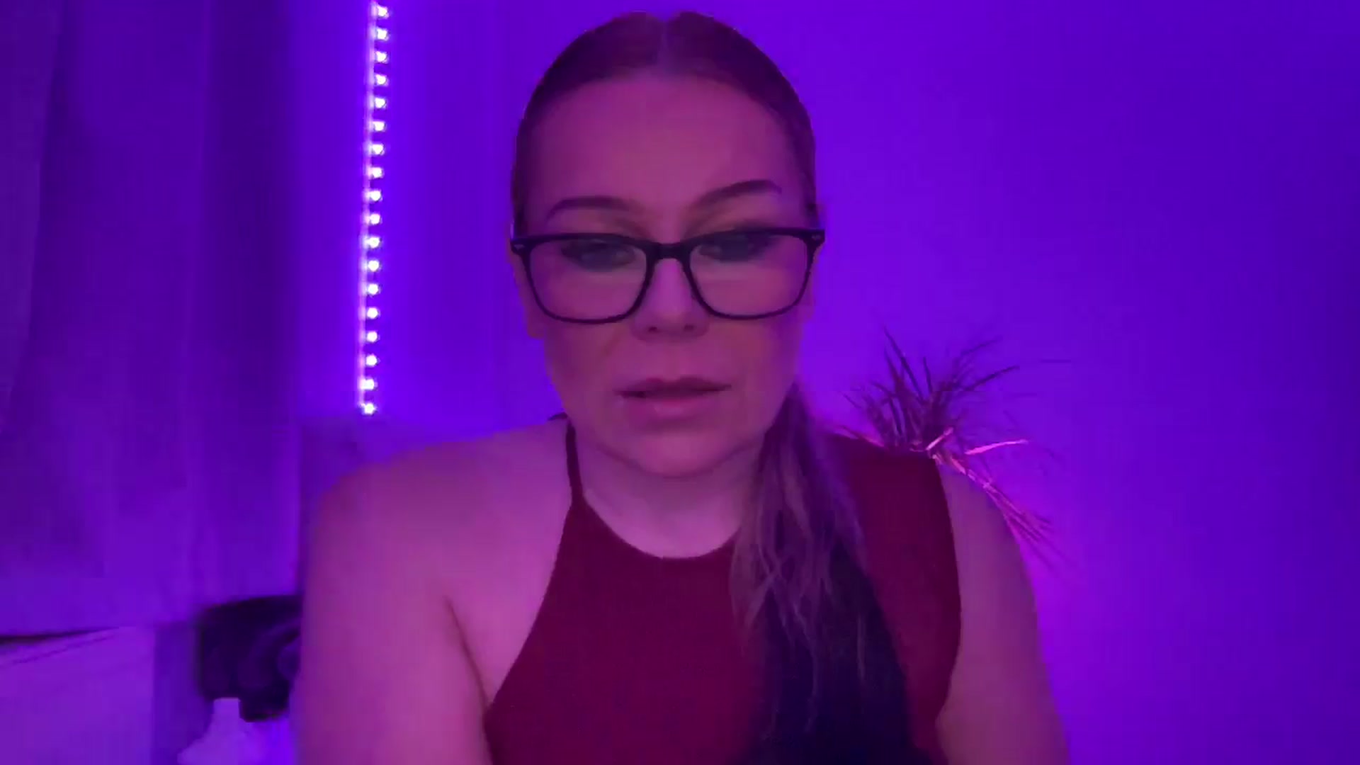 Gallery image thumbnail from LarasDen's myfreecams stream on, 02/14/2026, 21:56 image 14 of 20