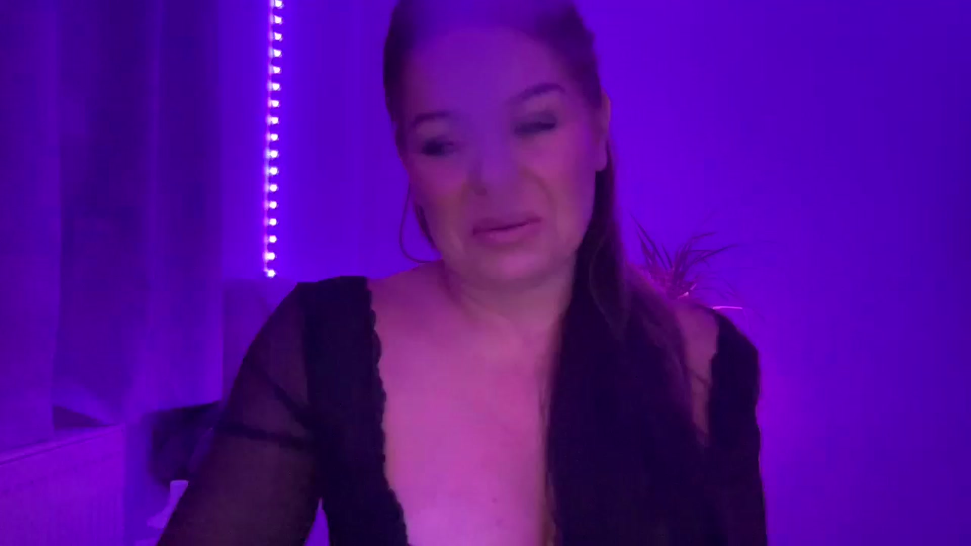 Gallery image thumbnail from LarasDen's myfreecams stream on, 02/20/2026, 22:18 image 3 of 20