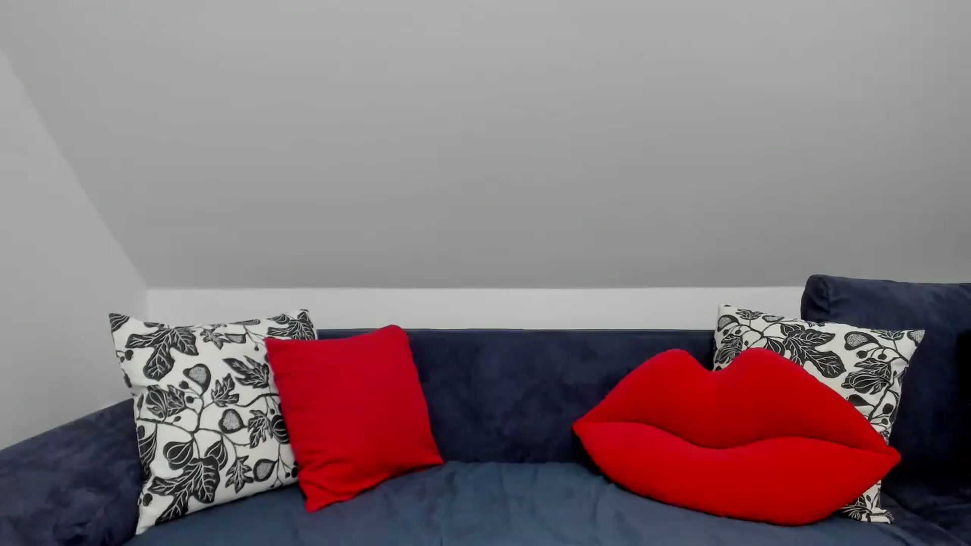 Gallery image thumbnail from LarisaSexxxy's myfreecams stream on, 10/19/2023, 19:01 image 15 of 20