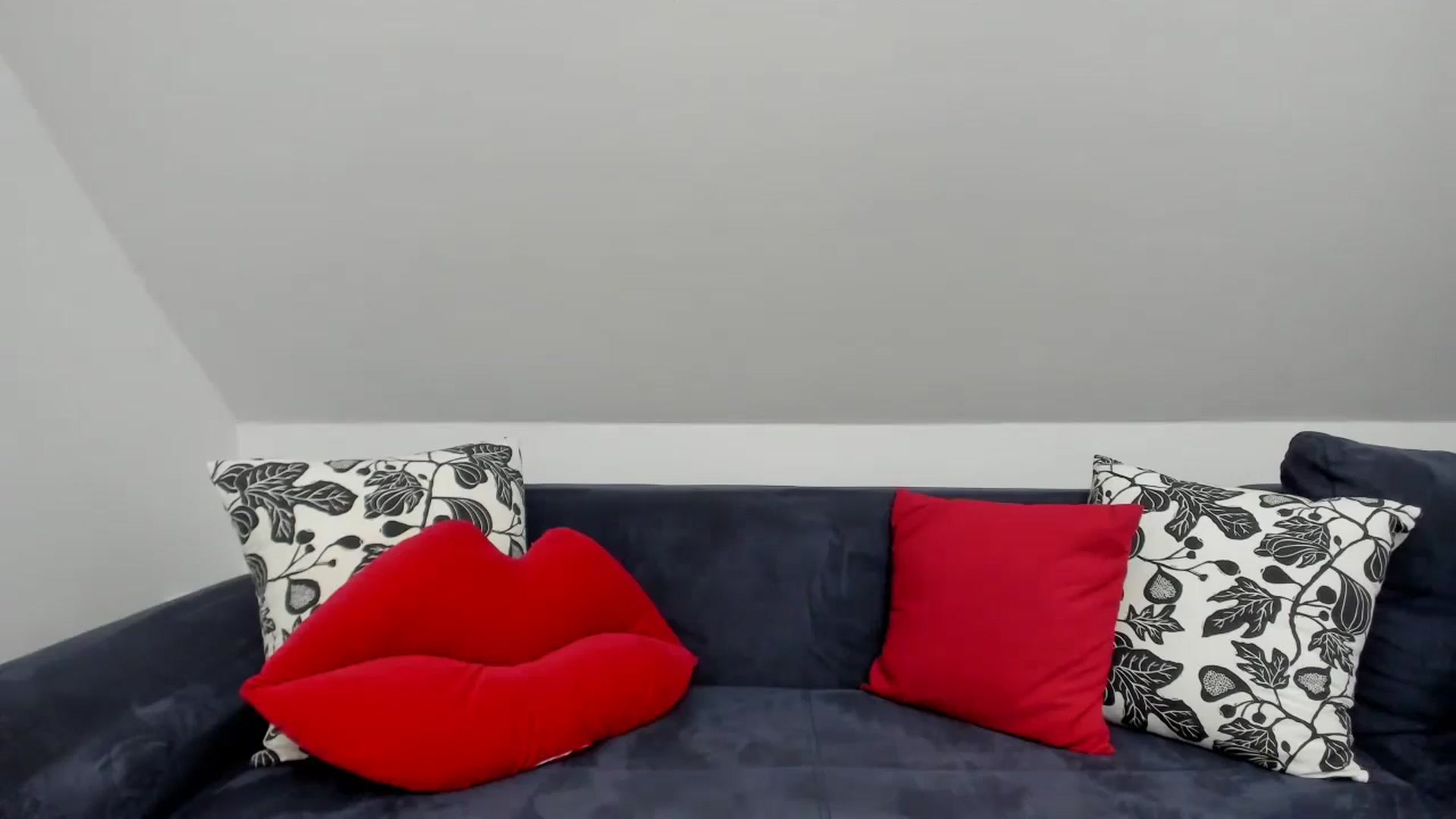 Gallery image thumbnail from LarisaSexxxy's myfreecams stream on, 06/14/2024, 19:30 image 18 of 20