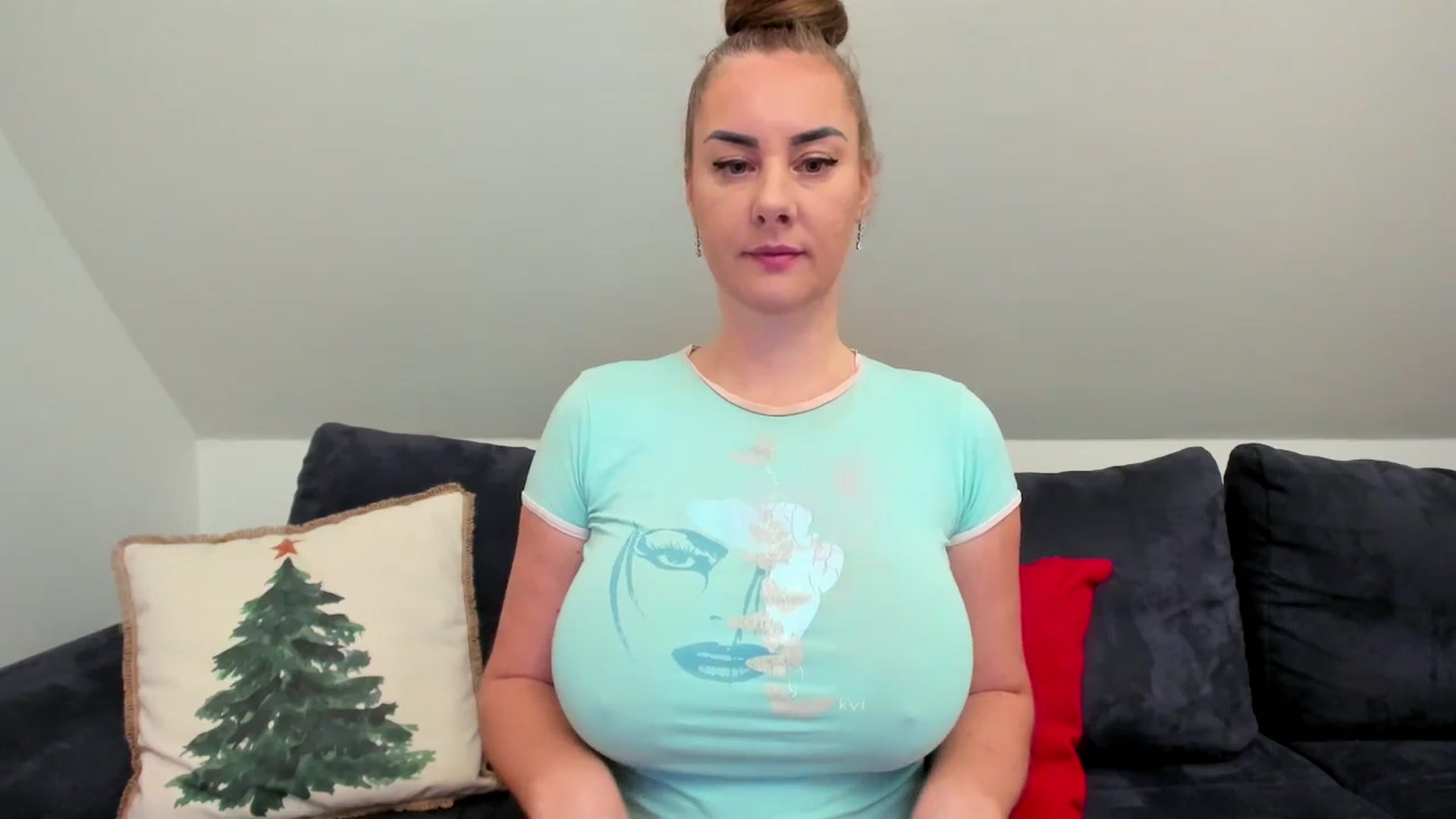 Gallery image thumbnail from LarisaSexxxy's myfreecams stream on, 02/02/2025, 20:27 image 18 of 20