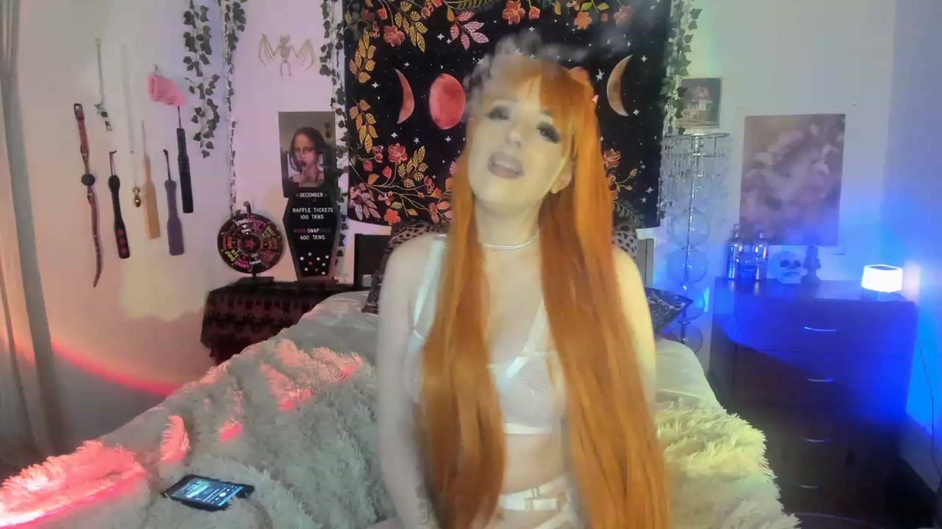 Gallery image thumbnail from LarissaLarson's myfreecams stream on, 11/29/2022, 05:42 image 14 of 20