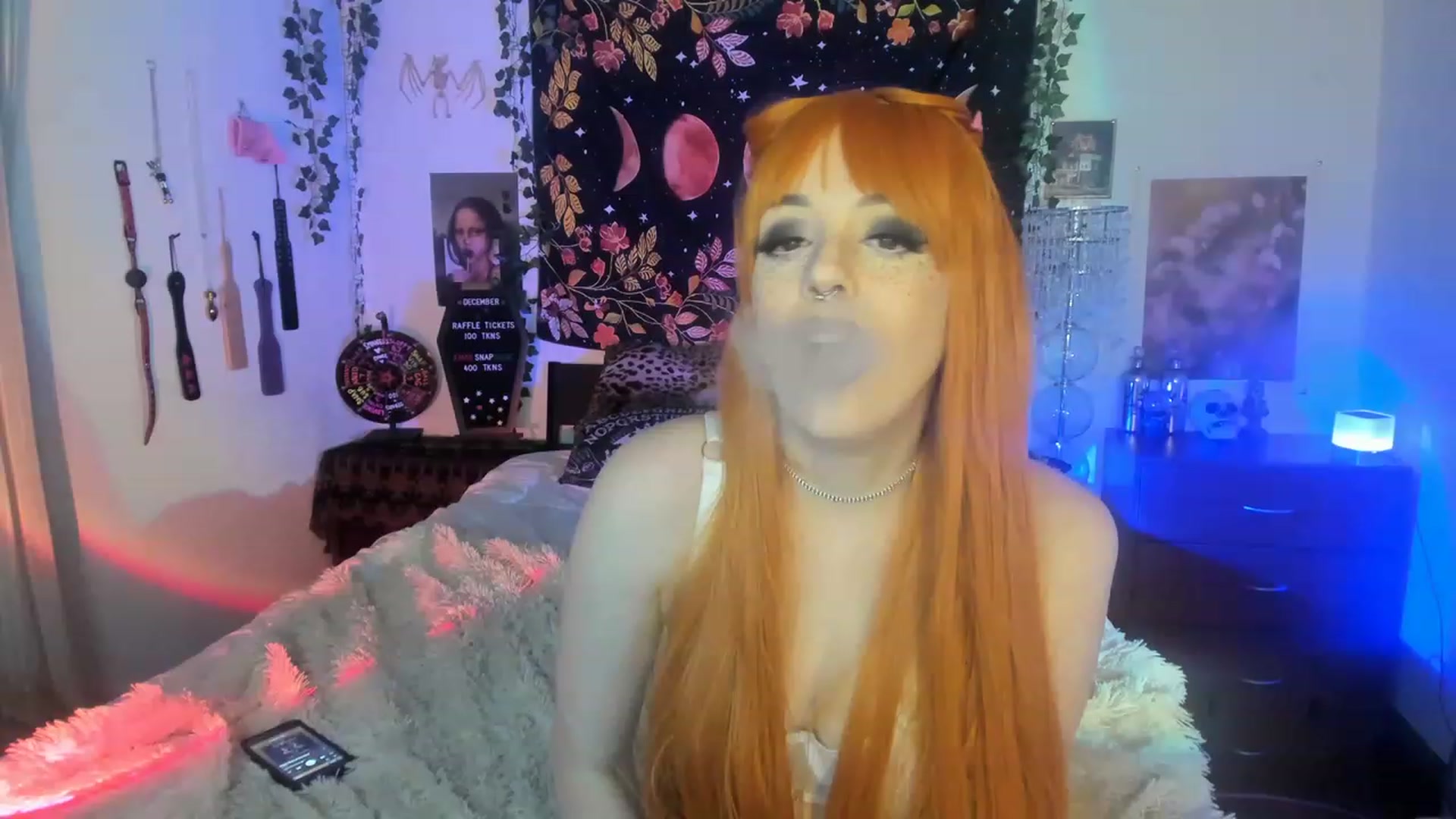 Gallery image thumbnail from LarissaLarson's myfreecams stream on, 11/29/2022, 05:42 image 15 of 20