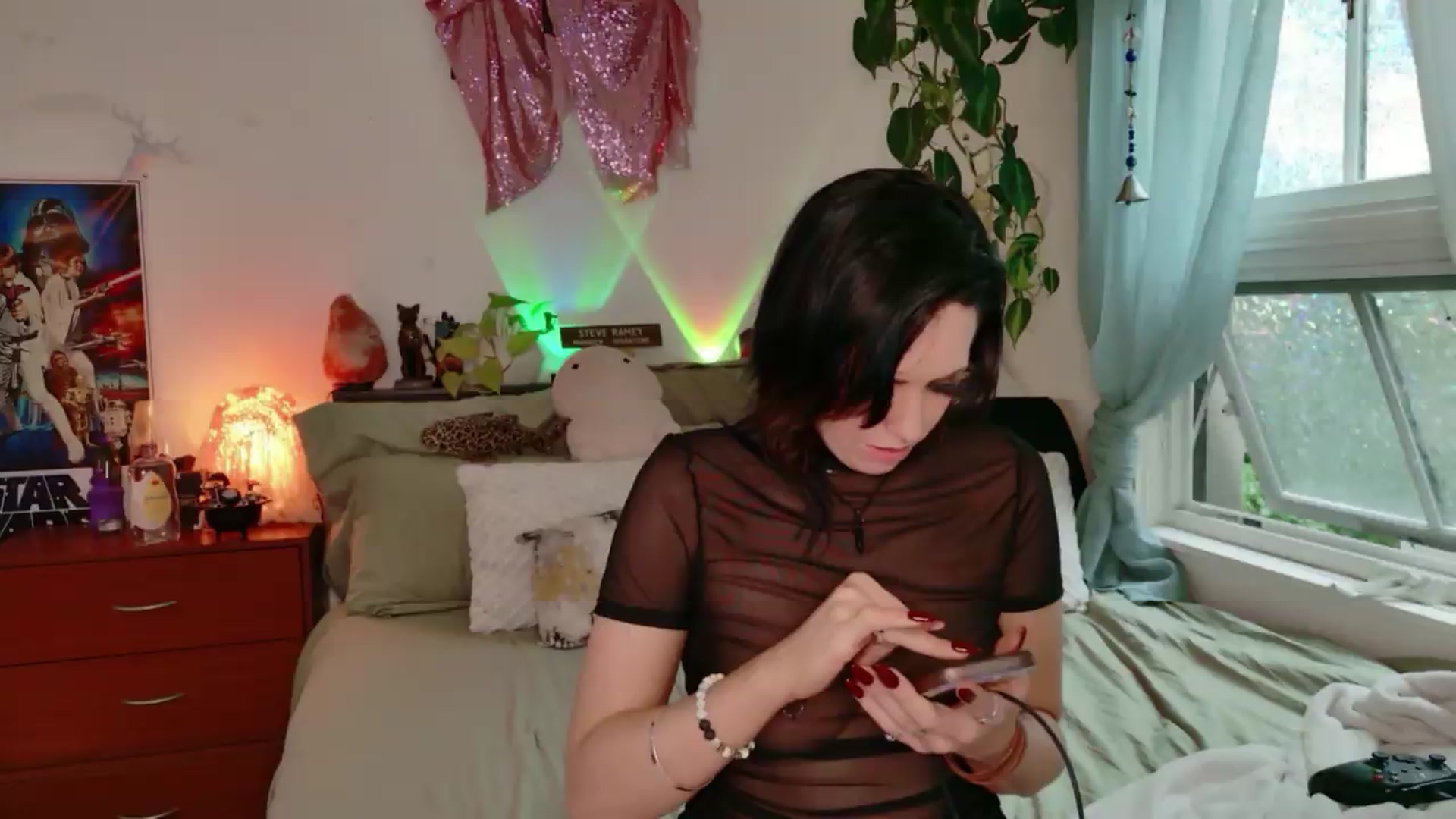 Gallery image thumbnail from LarissaLarson's myfreecams stream on, 06/09/2026, 24:38 image 17 of 20