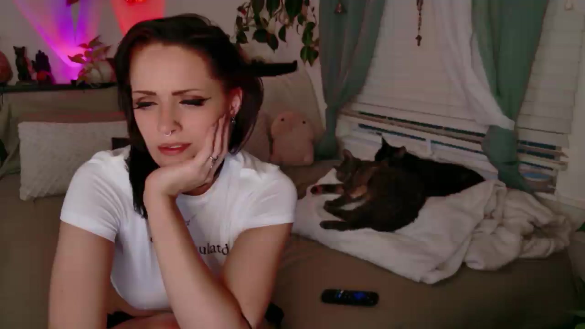 Gallery image thumbnail from LarissaLarson's myfreecams stream on, 06/24/2026, 04:10 image 20 of 20