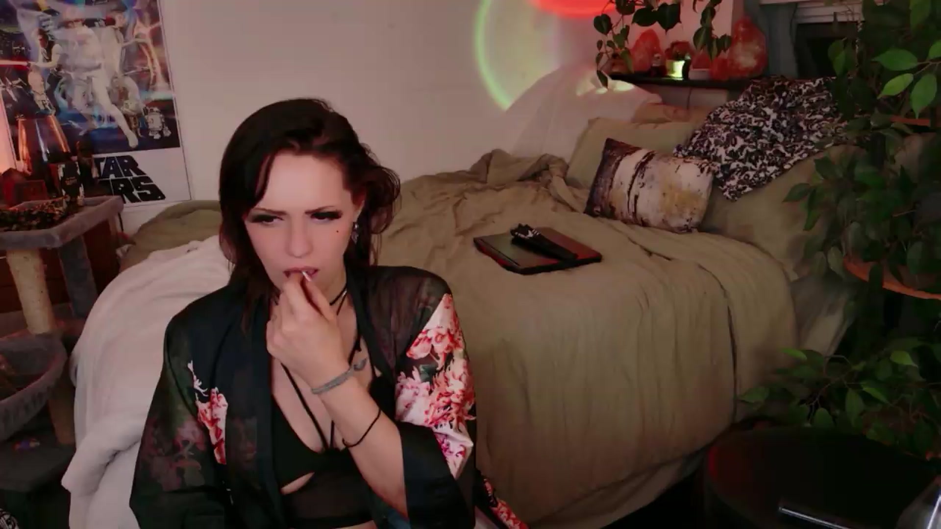 Gallery image thumbnail from LarissaLarson's myfreecams stream on, 07/08/2026, 05:56 image 16 of 20