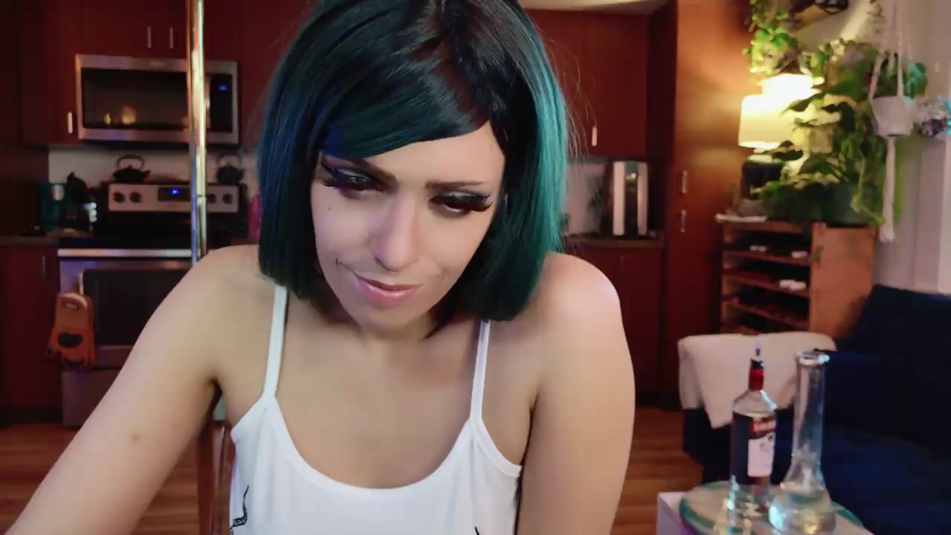 Gallery image thumbnail from LarissaLarson's myfreecams stream on, 08/19/2026, 03:09 image 4 of 20