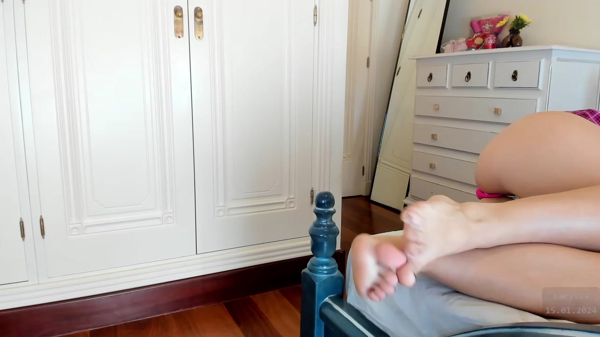 Gallery image thumbnail from Laryssa1's myfreecams stream on, 01/15/2024, 11:01 image 20 of 20