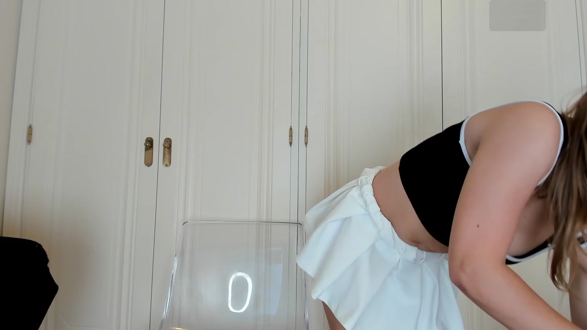 Gallery image thumbnail from Laryssa1's myfreecams stream on, 01/15/2024, 13:04 image 6 of 20