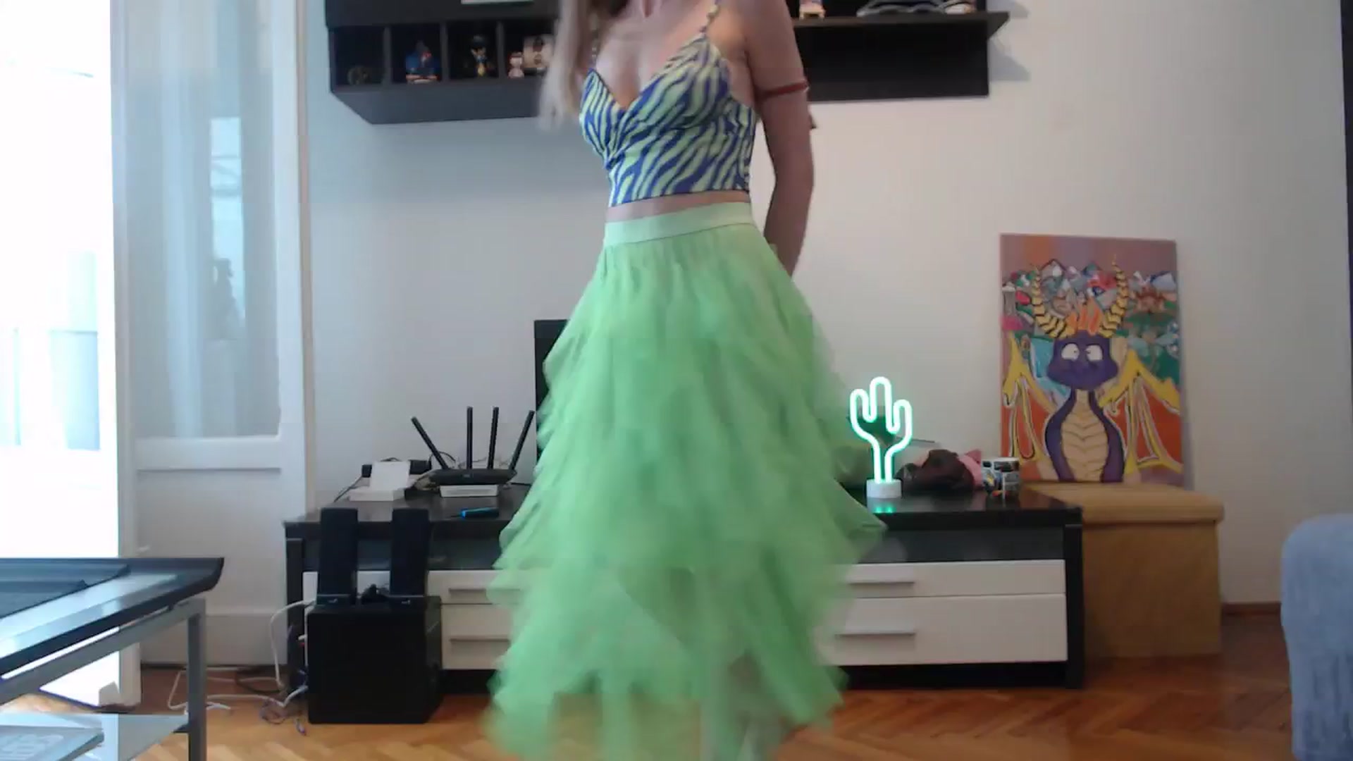 Gallery image thumbnail from Lasagna_maze's myfreecams stream on, 06/14/2024, 15:15 image 12 of 20
