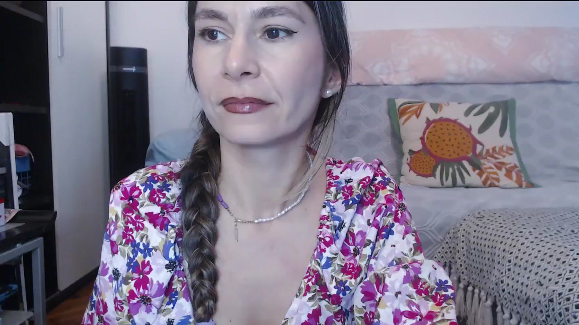 Gallery image thumbnail from Lasagna_maze's myfreecams stream on, 08/26/2025, 15:12 image 8 of 20