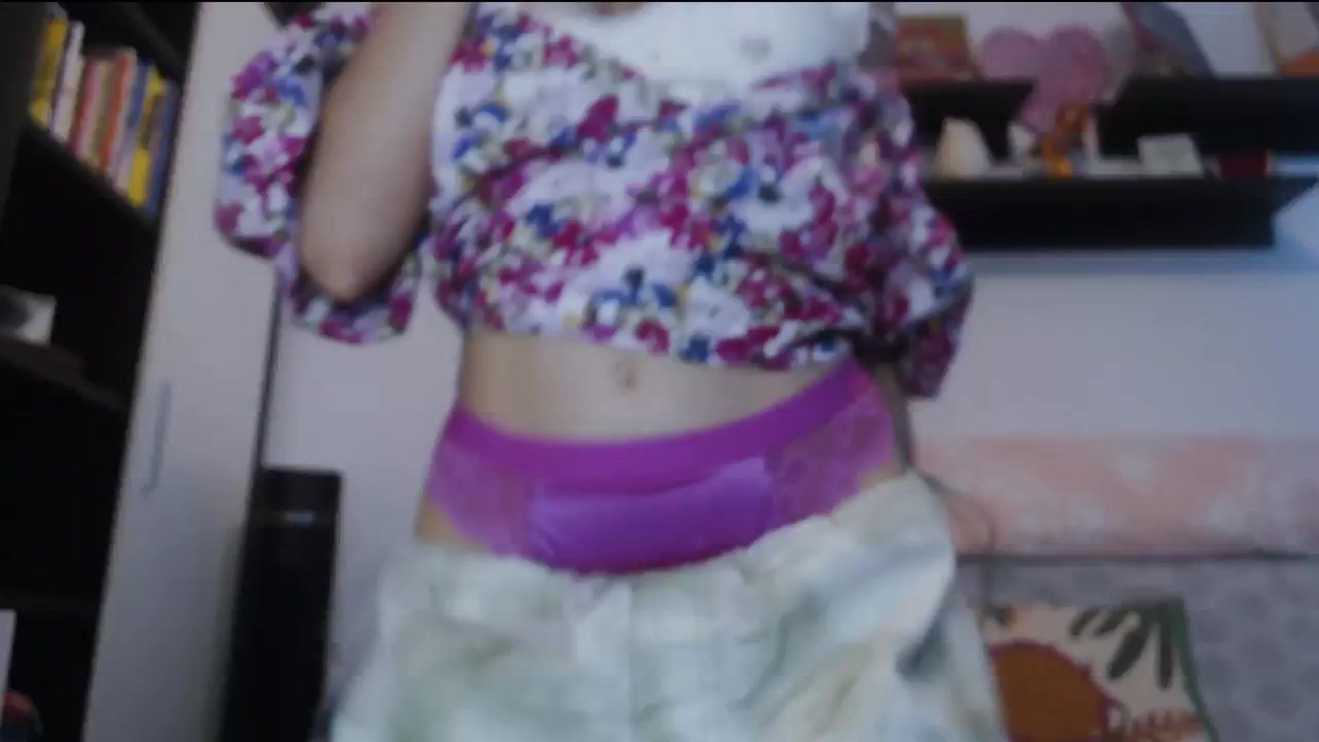 Gallery image thumbnail from Lasagna_maze's myfreecams stream on, 08/26/2025, 15:12 image 11 of 20