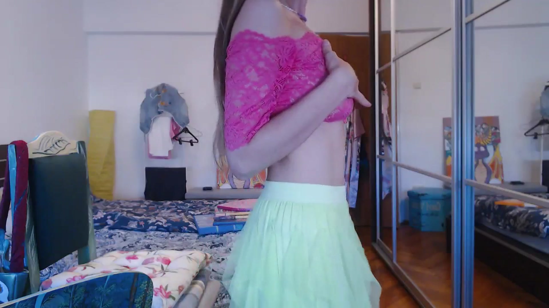 Gallery image thumbnail from Lasagna_maze's myfreecams stream on, 08/29/2025, 15:41 image 14 of 20