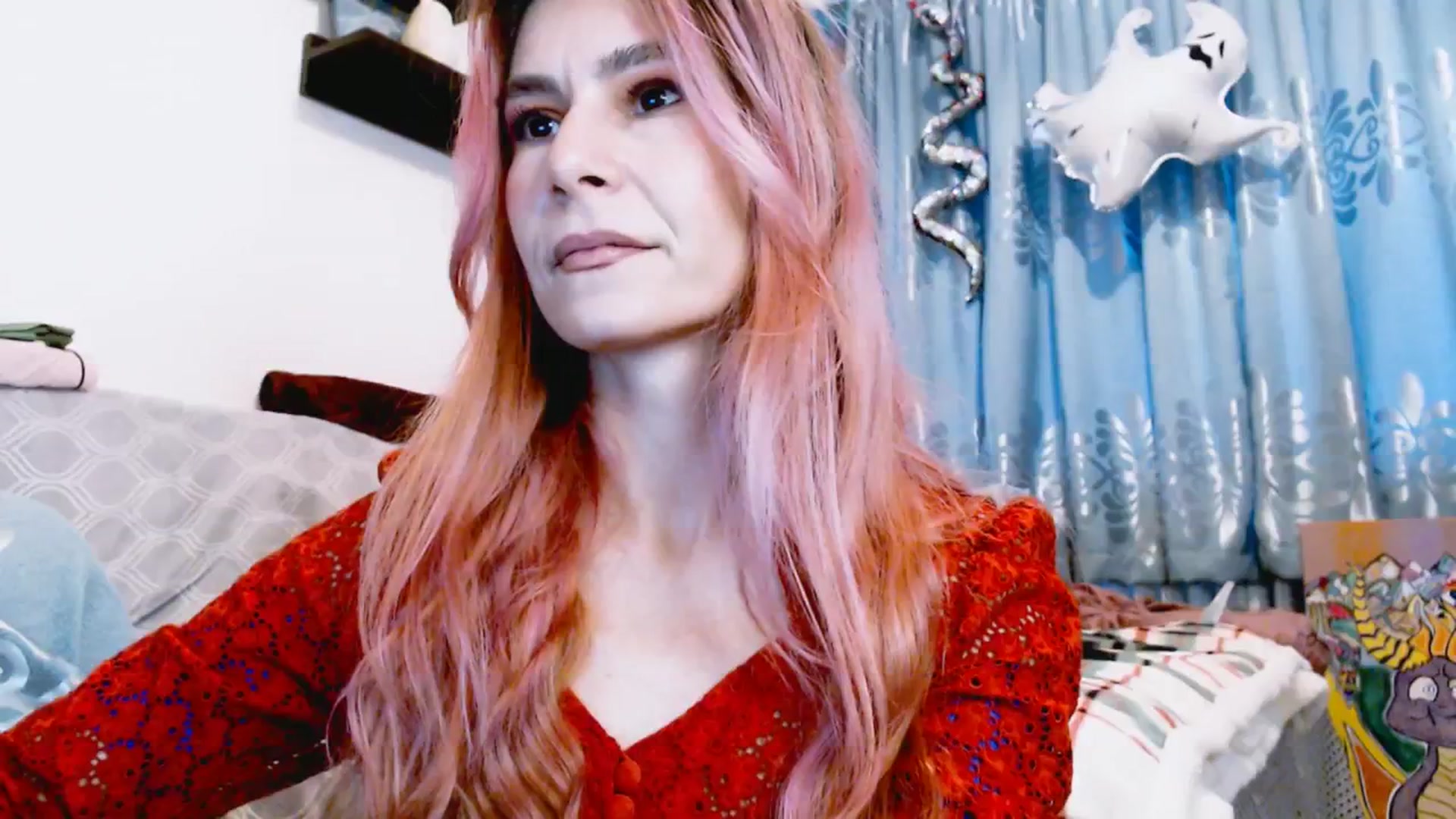 Gallery image thumbnail from Lasagna_maze's myfreecams stream on, 11/12/2025, 15:55 image 2 of 20