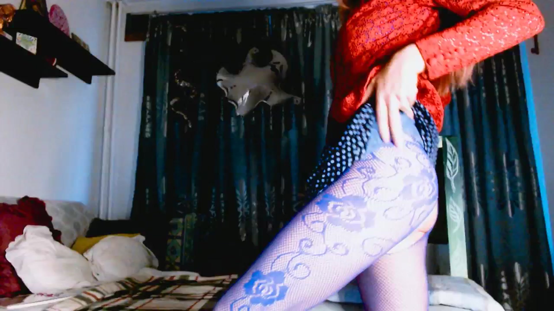 Gallery image thumbnail from Lasagna_maze's myfreecams stream on, 11/12/2025, 15:55 image 12 of 20
