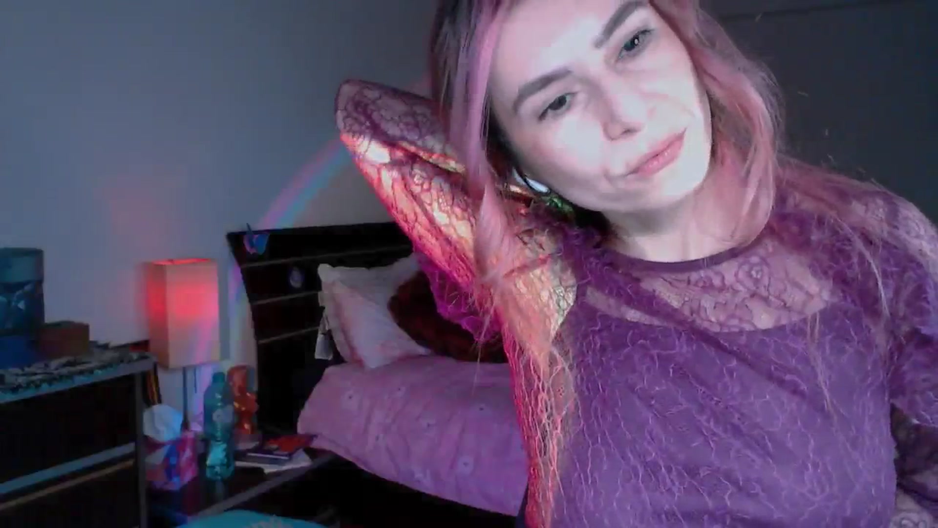 Gallery image thumbnail from Lasagna_maze's myfreecams stream on, 12/25/2025, 23:04 image 10 of 20