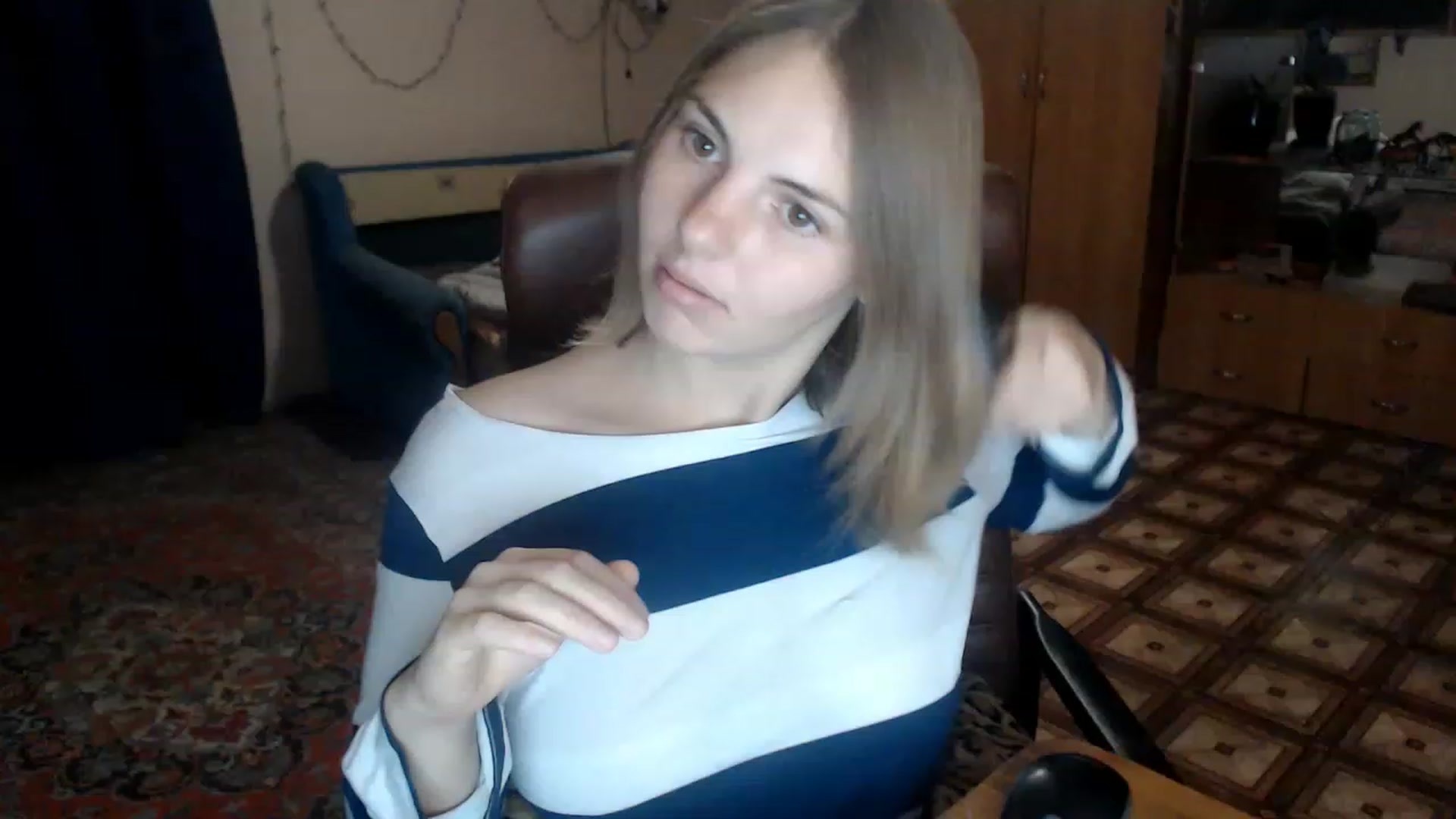 Gallery image thumbnail from LaskaManka's myfreecams stream on, 11/29/2022, 03:38 image 10 of 20