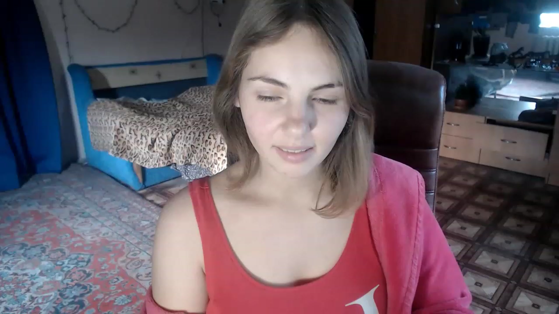 Gallery image thumbnail from LaskaManka's myfreecams stream on, 12/20/2022, 10:32 image 7 of 20