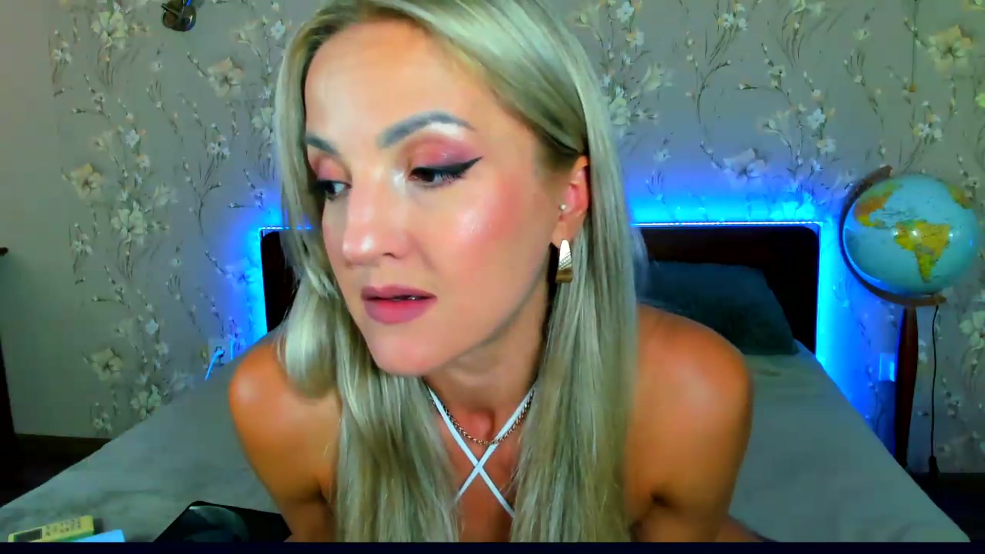 Gallery image thumbnail from LassCherry18's myfreecams stream on, 08/03/2026, 13:46 image 3 of 20