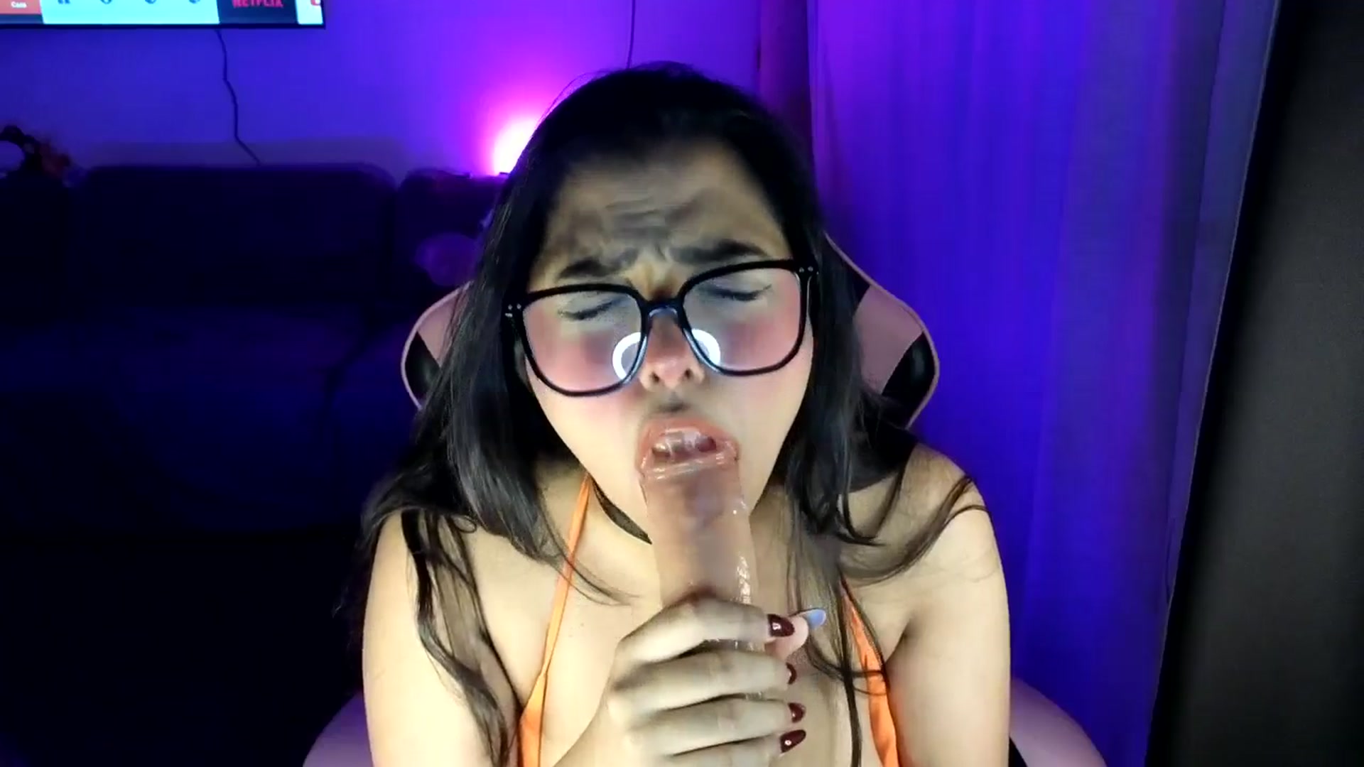 Gallery image thumbnail from LatinaMilf_'s myfreecams stream on, 07/16/2025, 08:17 image 8 of 20