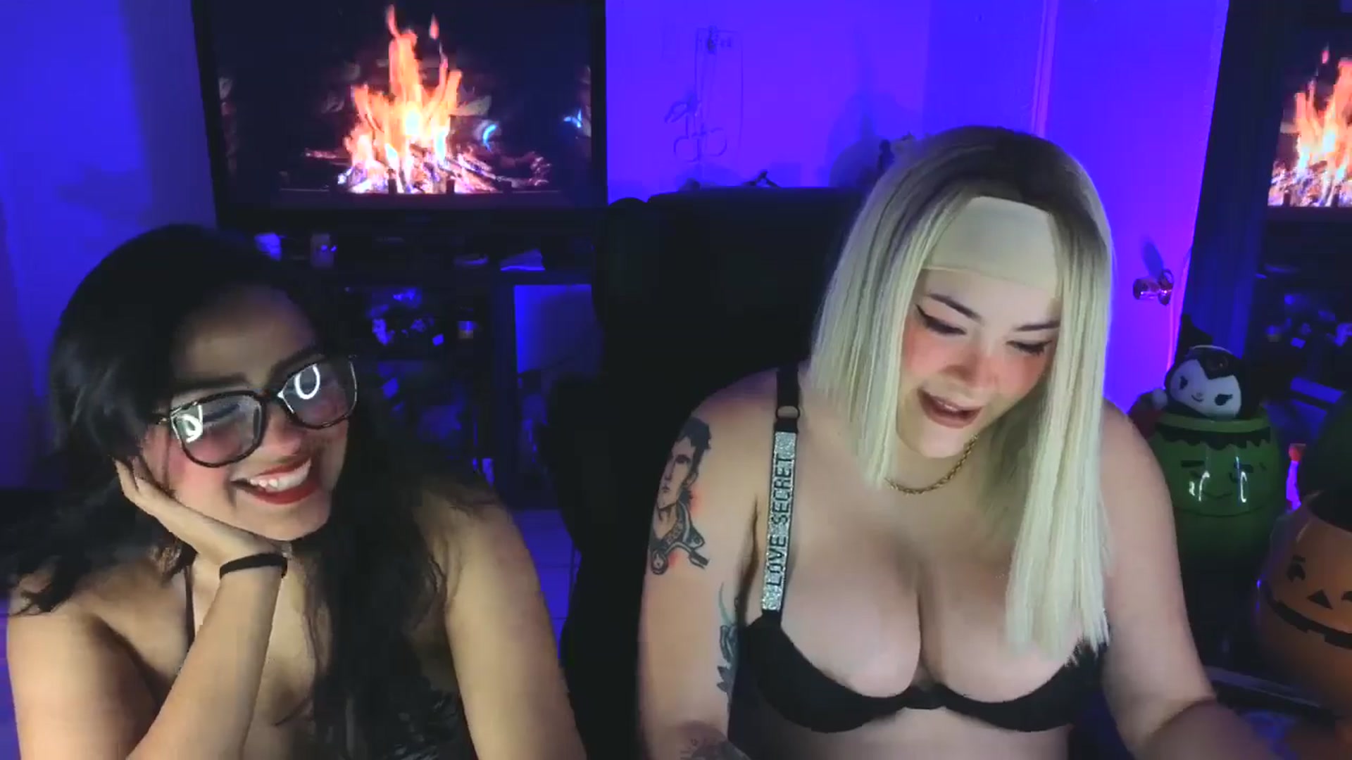 Gallery image thumbnail from LatinaMilf_'s myfreecams stream on, 09/02/2025, 23:33 image 9 of 20