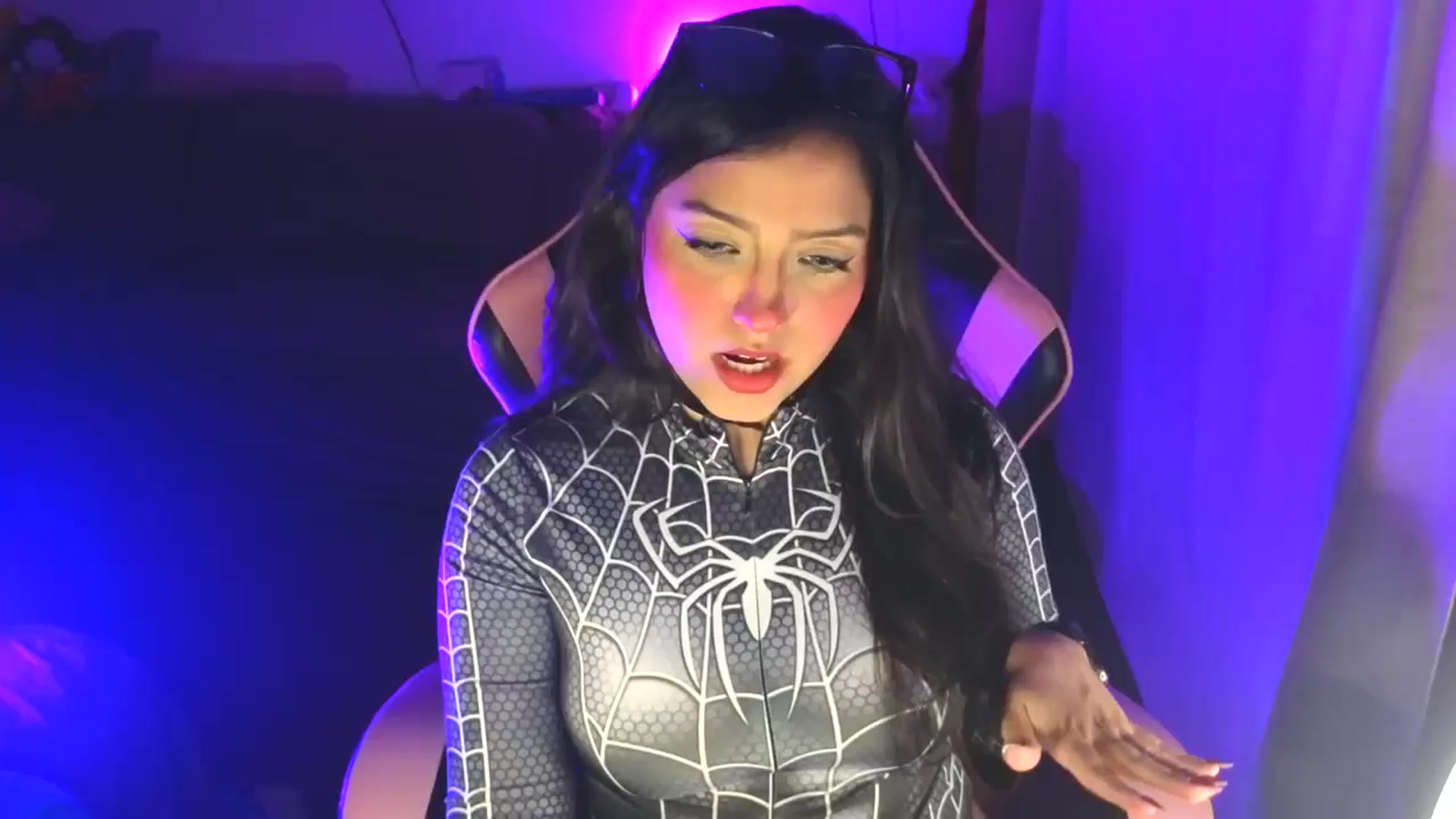 Gallery image thumbnail from LatinaMilf_'s myfreecams stream on, 09/10/2025, 07:53 image 13 of 20
