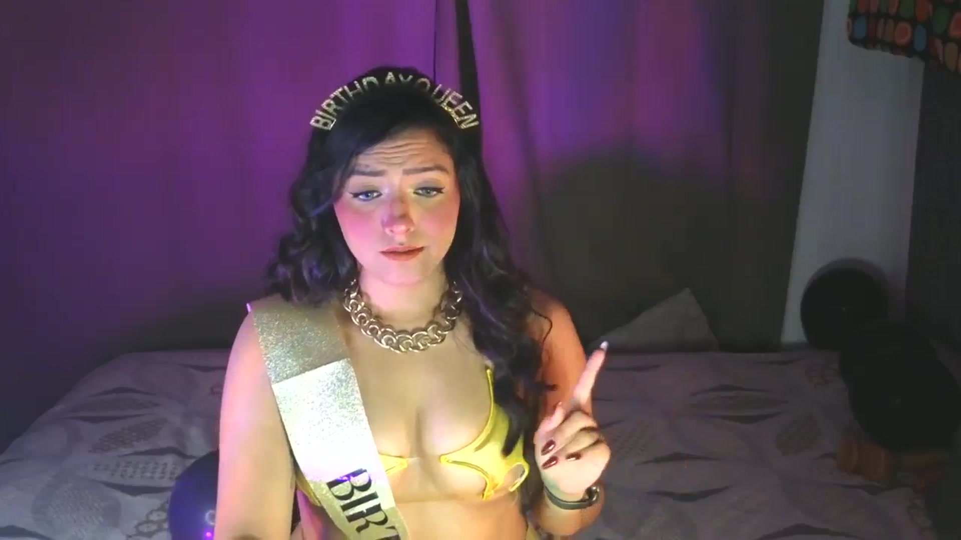 Gallery image thumbnail from LatinaMilf_'s myfreecams stream on, 09/25/2025, 23:41 image 12 of 20