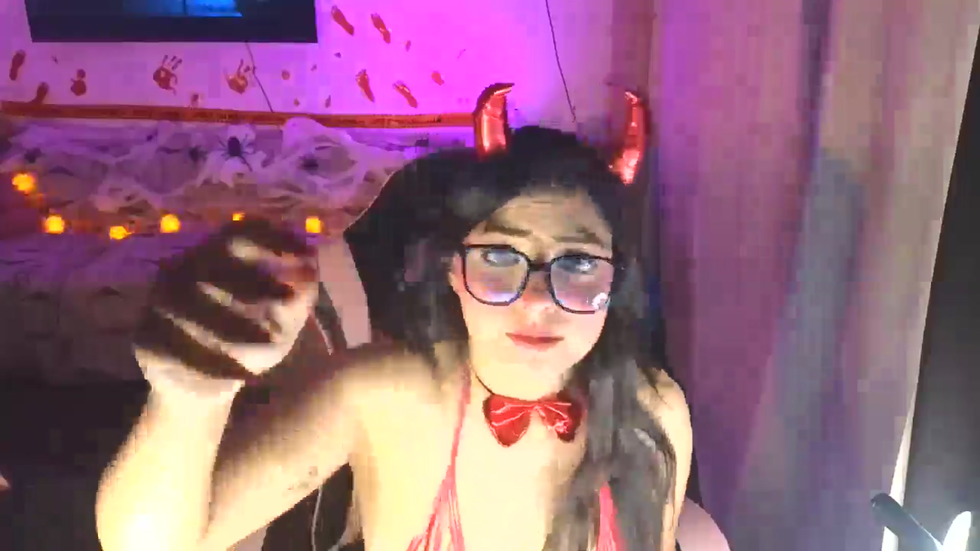 Gallery image thumbnail from LatinaMilf_'s myfreecams stream on, 10/07/2025, 07:52 image 13 of 20