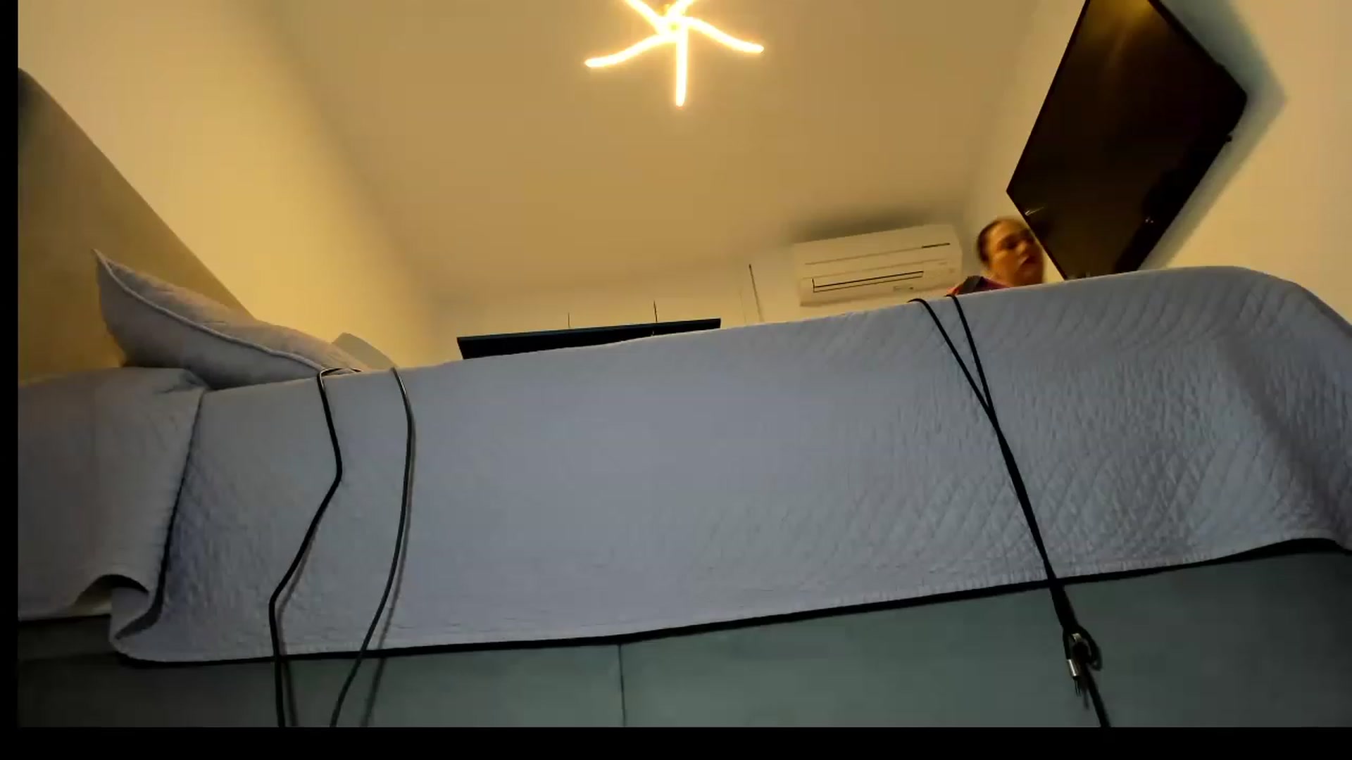 Gallery image thumbnail from Latina_cum's myfreecams stream on, 11/28/2022, 12:35 image 6 of 20