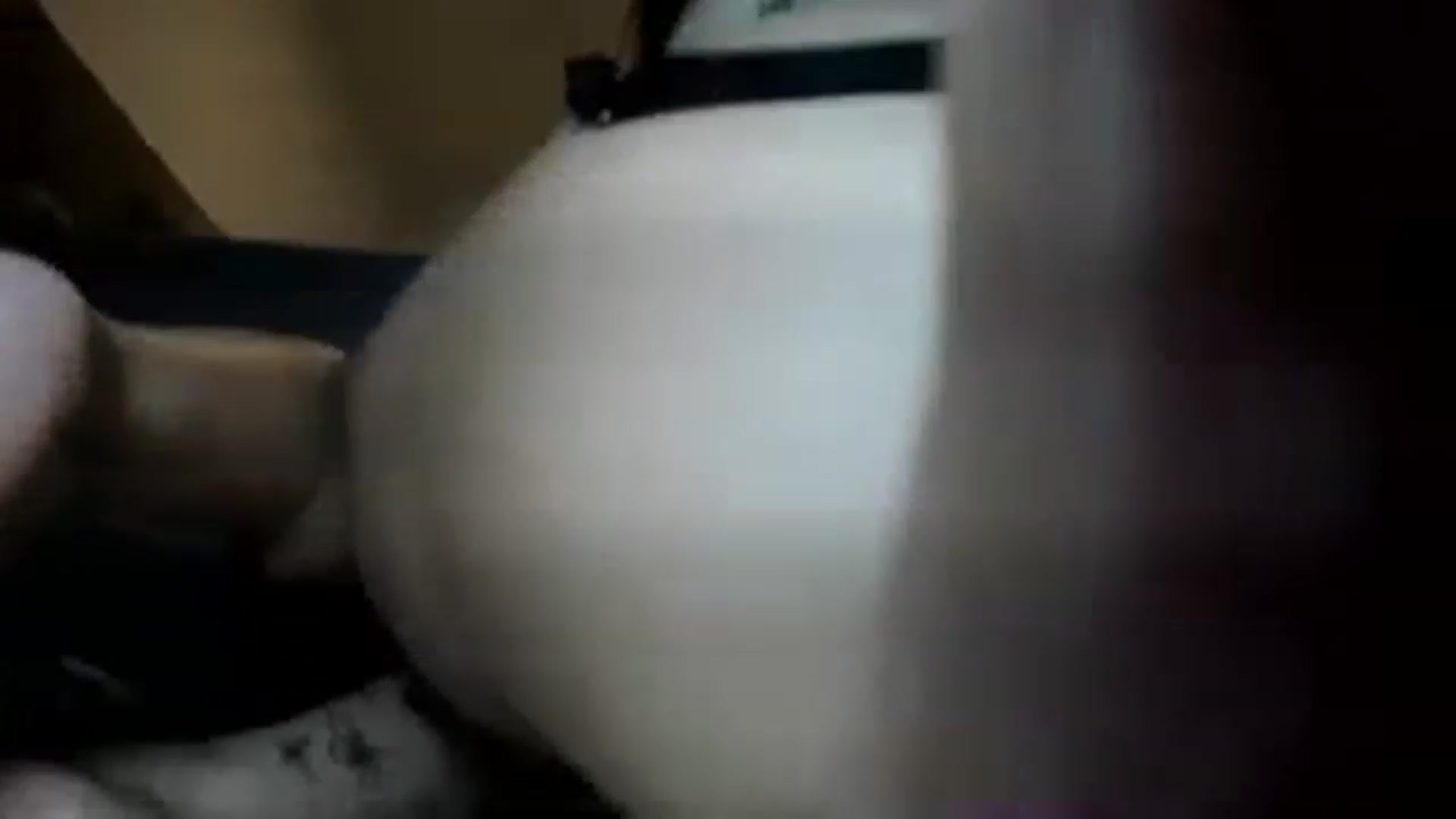 Gallery image thumbnail from Latina_cum's myfreecams stream on, 04/25/2023, 11:55 image 14 of 20