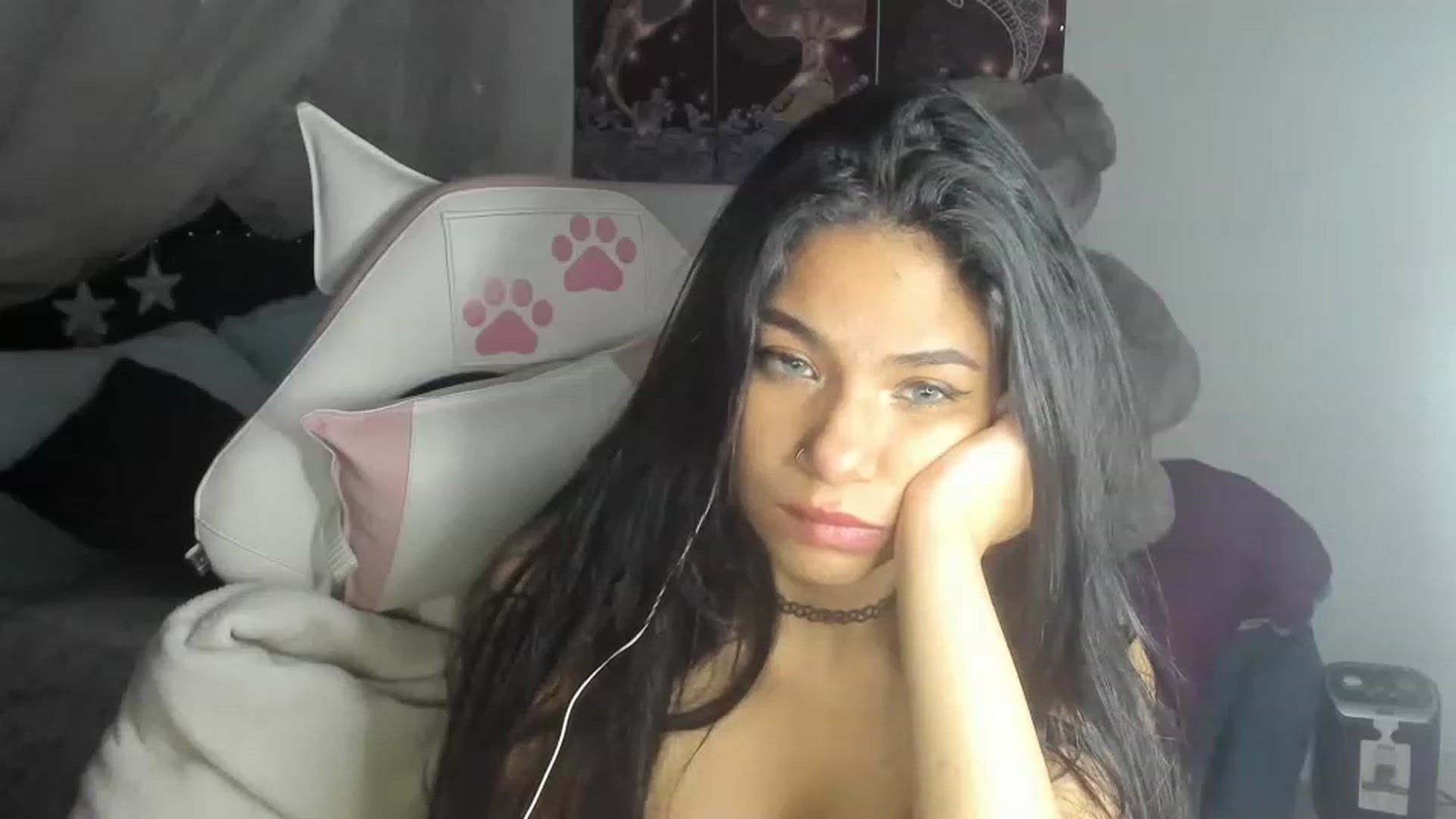 Gallery image thumbnail from Latinangel1_'s myfreecams stream on, 11/18/2022, 04:46 image 12 of 20