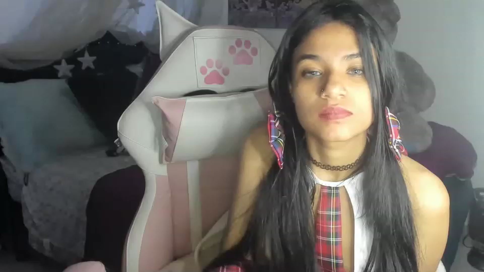 Gallery image thumbnail from Latinangel1_'s myfreecams stream on, 11/18/2022, 11:58 image 1 of 20