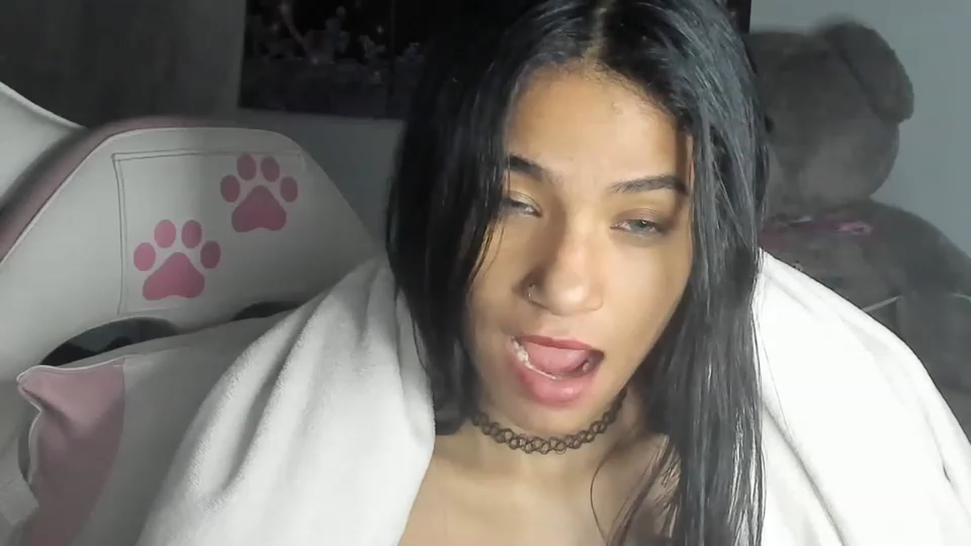 Gallery image thumbnail from Latinangel1_'s myfreecams stream on, 11/23/2022, 11:07 image 3 of 20