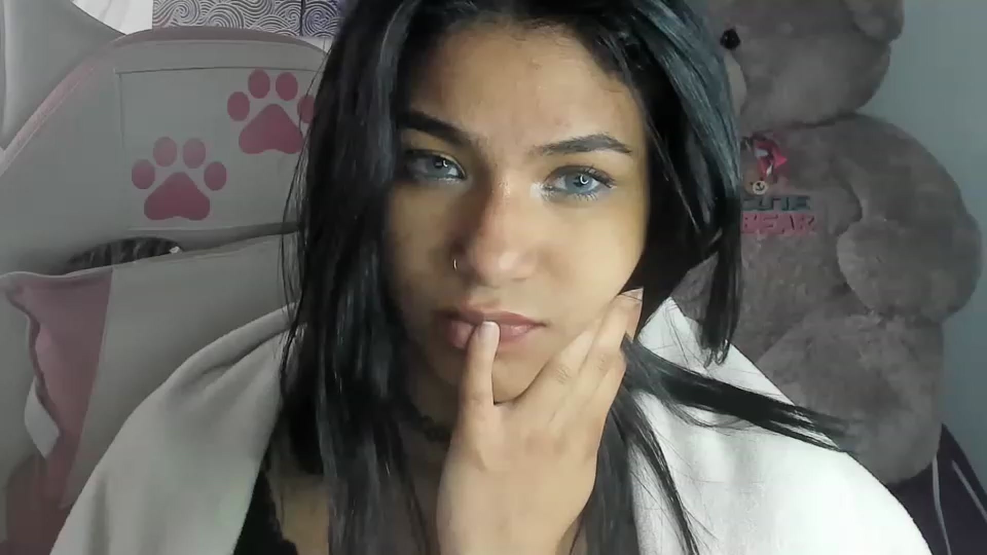 Gallery image thumbnail from Latinangel1_'s myfreecams stream on, 11/24/2022, 11:32 image 13 of 20