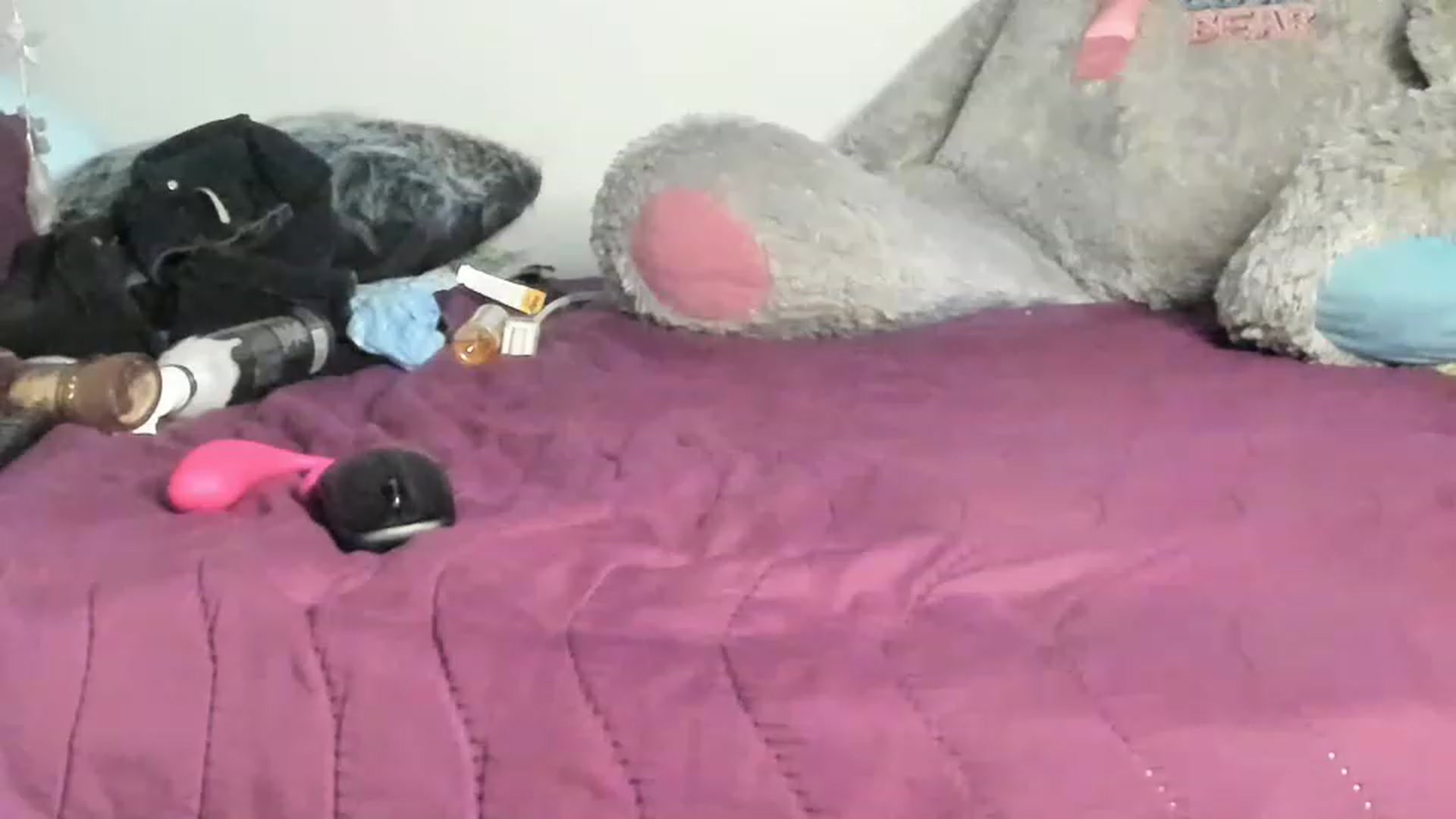 Gallery image thumbnail from Latinangel1_'s myfreecams stream on, 11/25/2022, 03:55 image 8 of 20