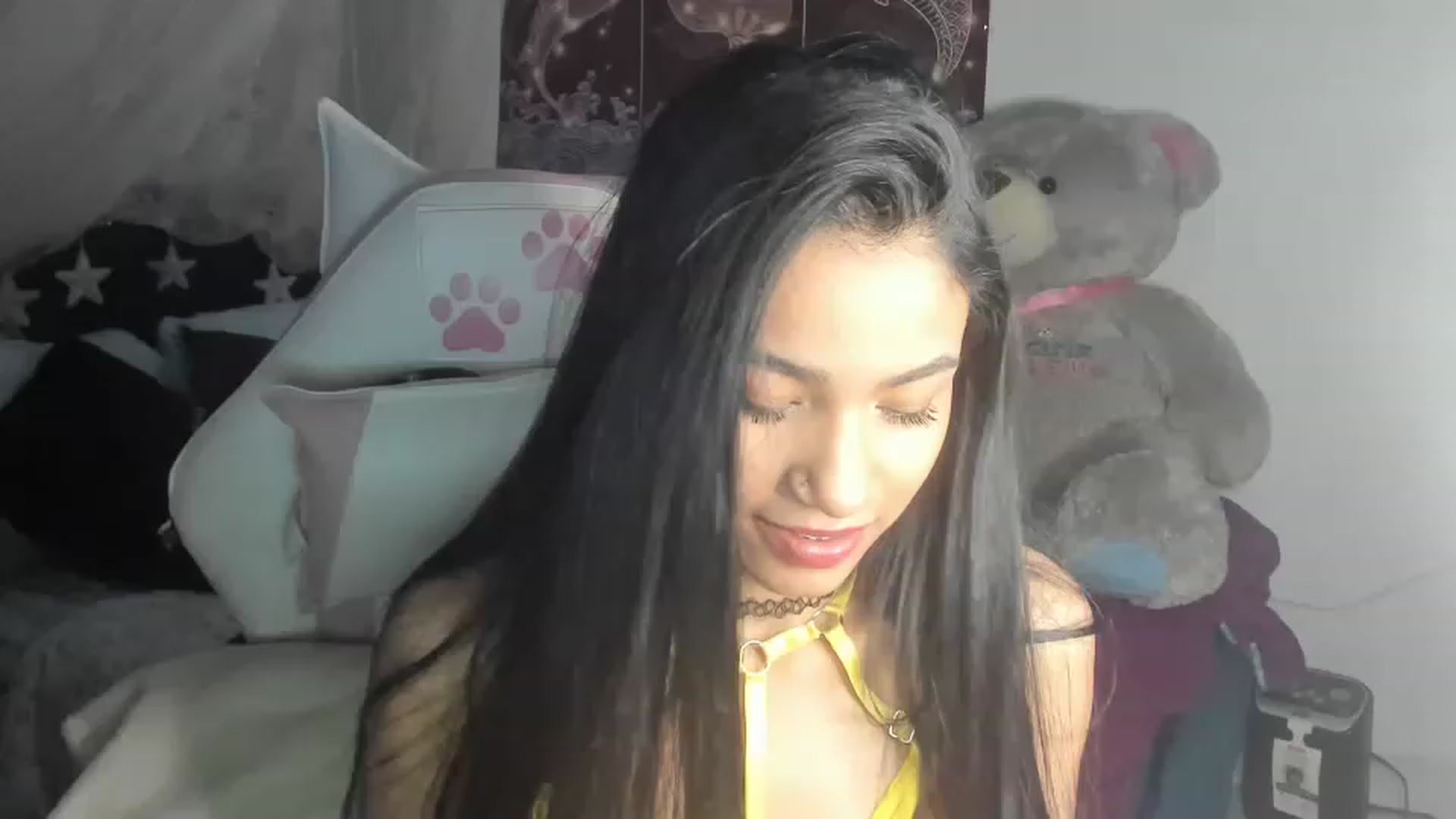 Gallery image thumbnail from Latinangel1_'s myfreecams stream on, 11/27/2022, 08:41 image 15 of 20