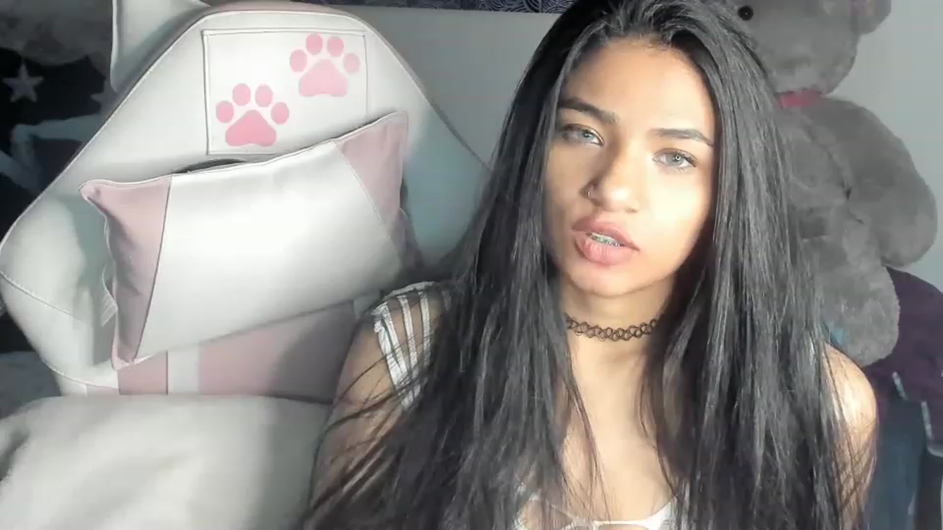 Gallery image thumbnail from Latinangel1_'s myfreecams stream on, 11/27/2022, 10:49 image 19 of 20