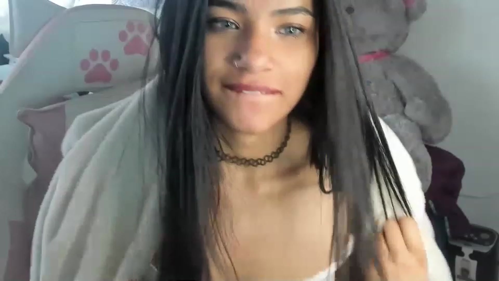 Gallery image thumbnail from Latinangel1_'s myfreecams stream on, 11/27/2022, 13:44 image 2 of 20
