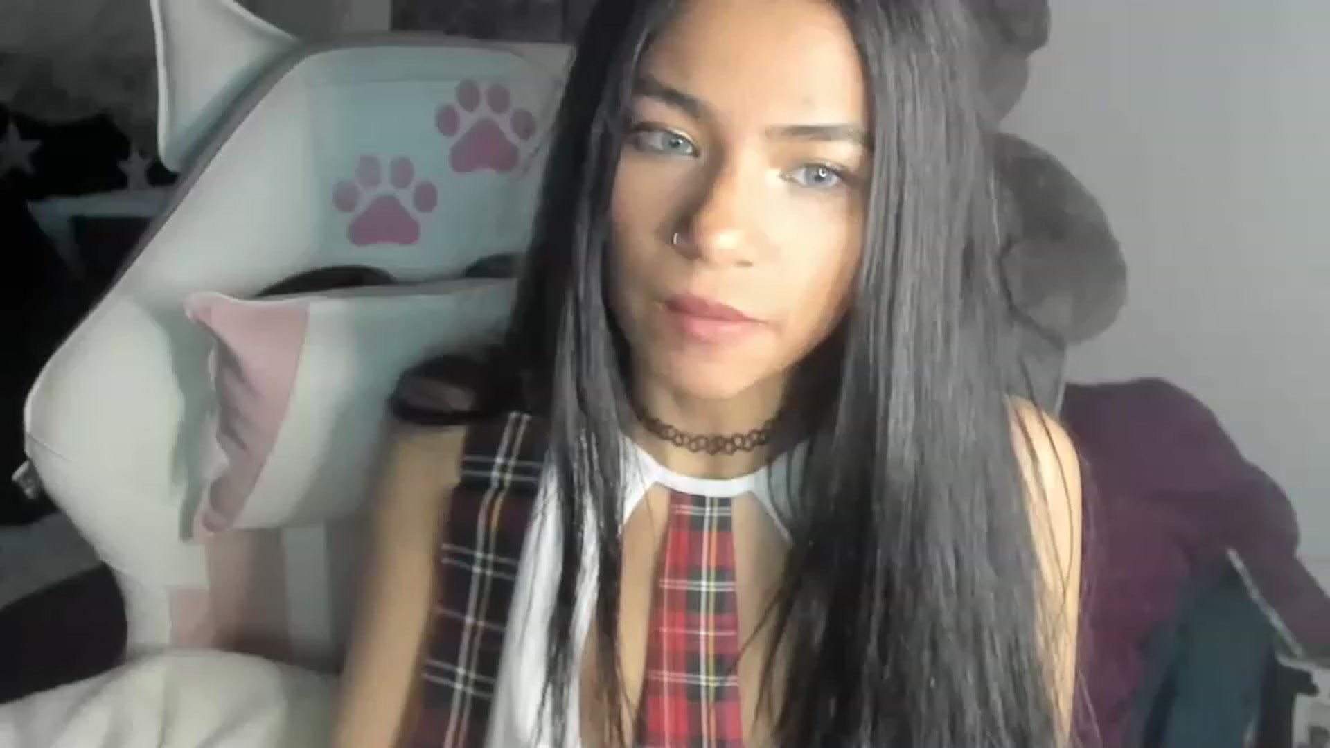 Gallery image thumbnail from Latinangel1_'s myfreecams stream on, 11/28/2022, 06:09 image 6 of 20