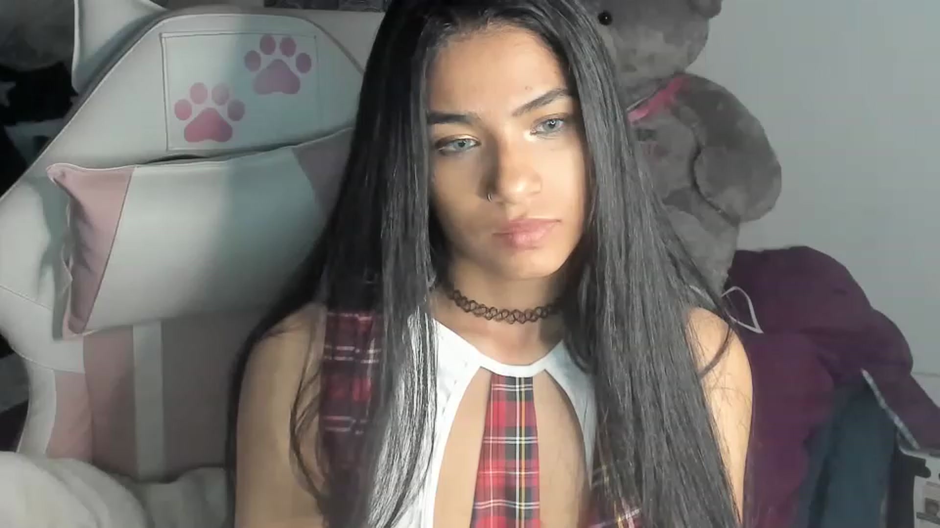 Gallery image thumbnail from Latinangel1_'s myfreecams stream on, 11/28/2022, 07:12 image 18 of 20