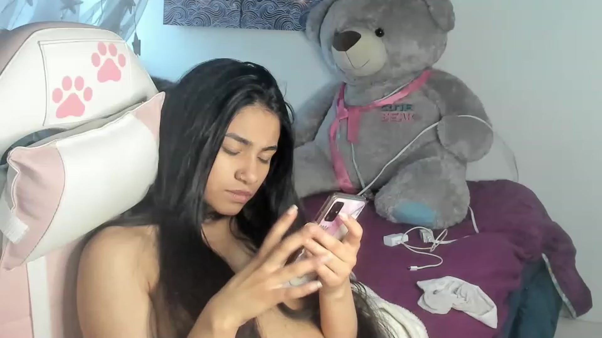 Gallery image thumbnail from Latinangel1_'s myfreecams stream on, 11/28/2022, 11:02 image 17 of 20