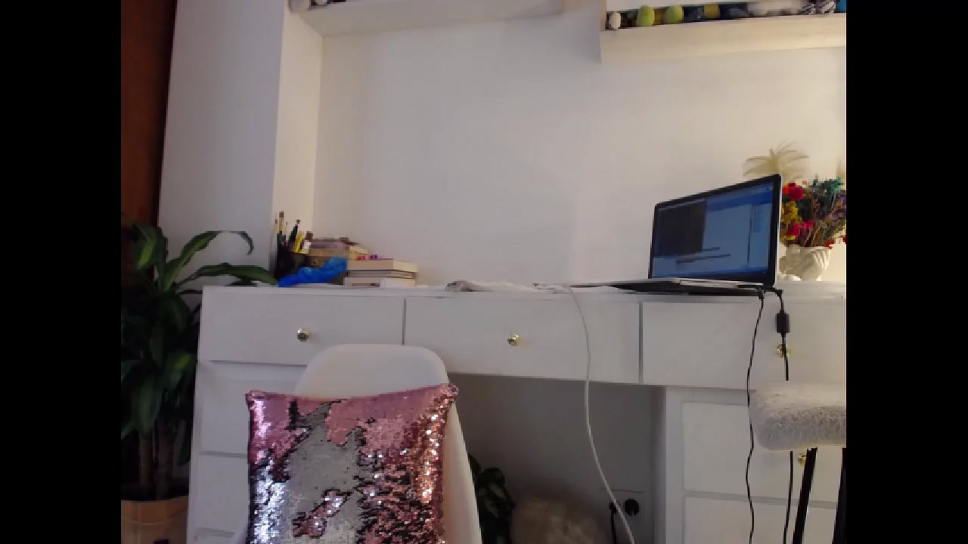 Gallery image thumbnail from Latinrico01's myfreecams stream on, 07/16/2023, 19:26 image 15 of 20