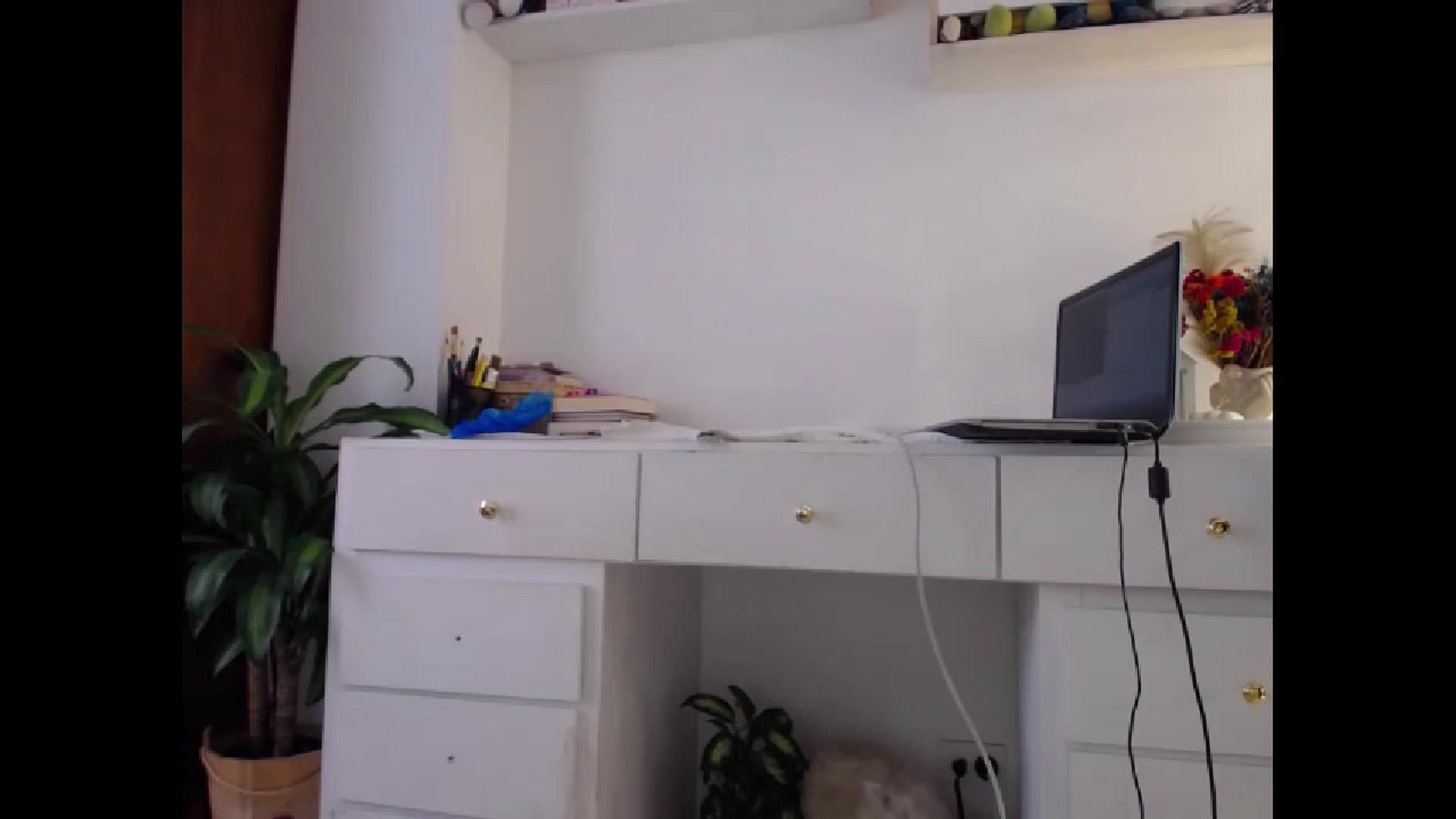 Gallery image thumbnail from Latinrico01's myfreecams stream on, 07/16/2023, 19:26 image 6 of 20