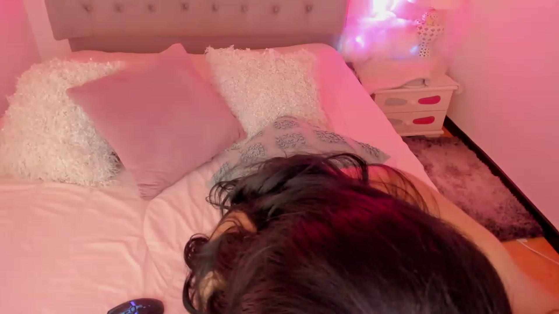 Gallery image thumbnail from Lau_123's myfreecams stream on, 04/07/2023, 07:11 image 15 of 20